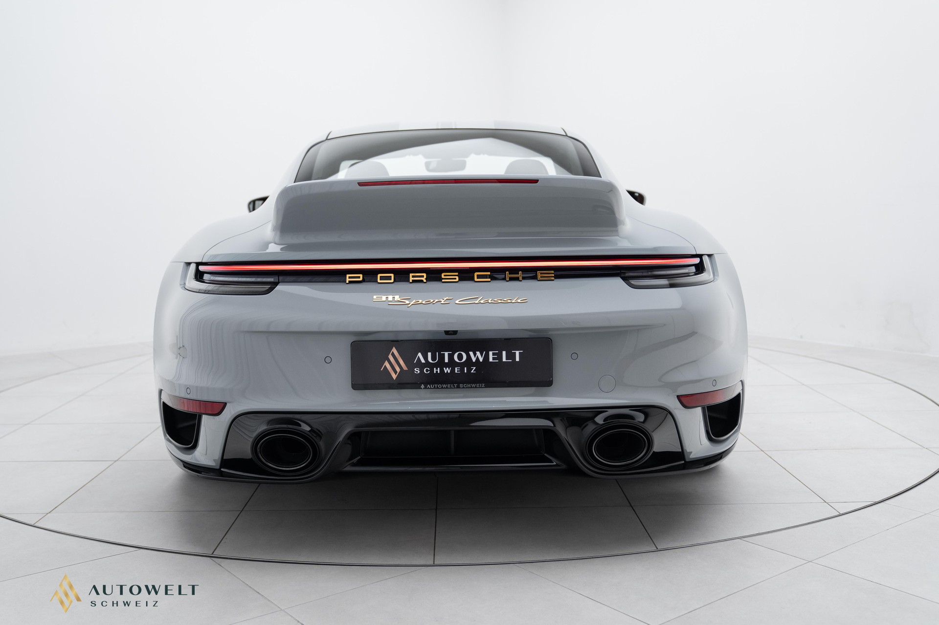 PORSCHE 911 Sport Classic PDK-image-10