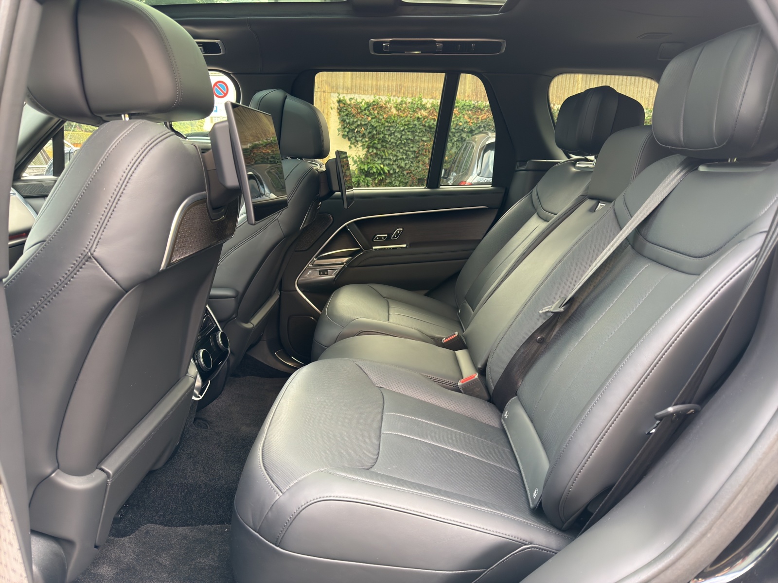 LAND ROVER Range Rover D350 3.0D I6 MHEV Autobiography Automatic-image-9