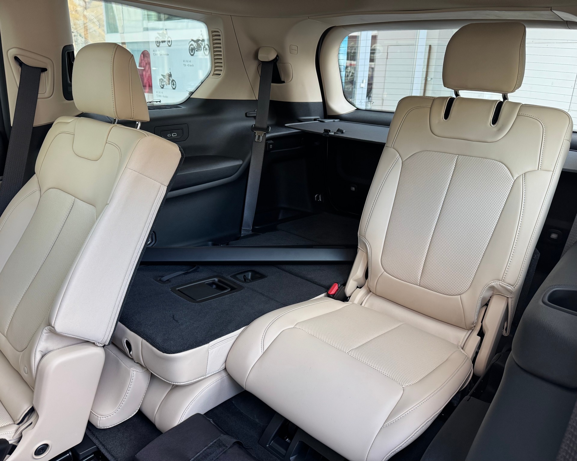 JEEP Grand Cherokee 3.6l V6 Limited 4x4 7-Plätzer-image-11