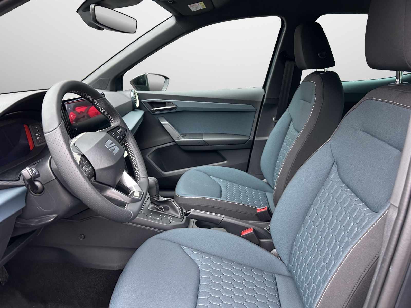 SEAT Arona 1.0 TSI Eco Style DSG-image-4
