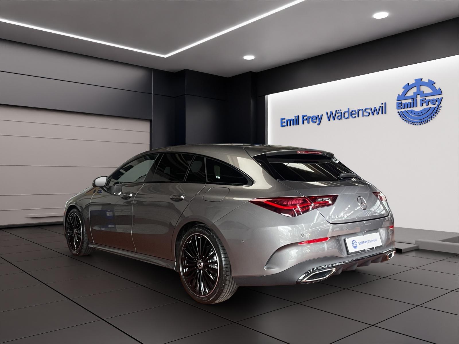 MERCEDES-BENZ CLA 200 Shooting Brake AMG Line-image-2