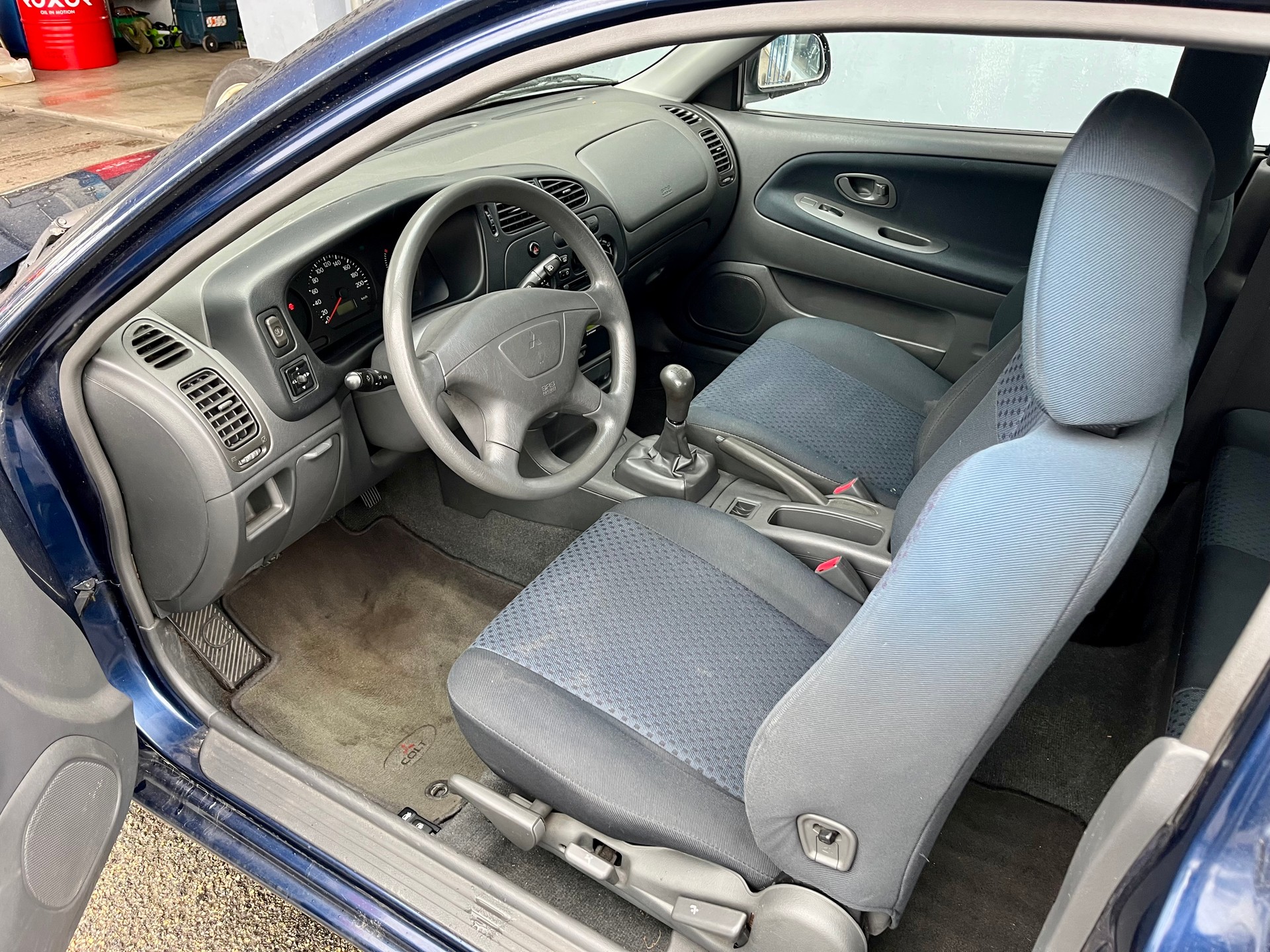 MITSUBISHI Colt 1.3 16V Silver 25-image-5