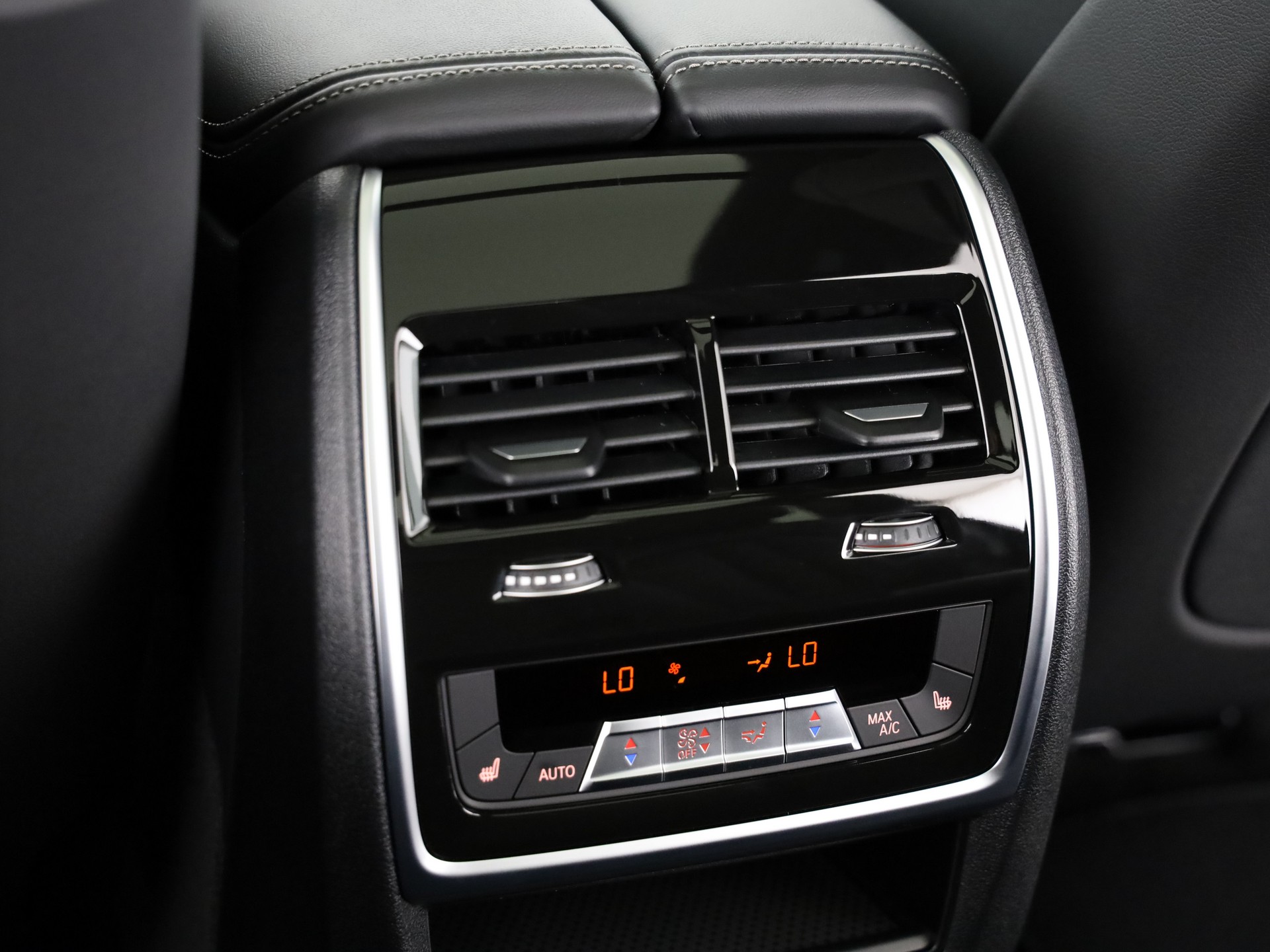 BMW X7 xDr 48 40d M Sport Pro-image-15