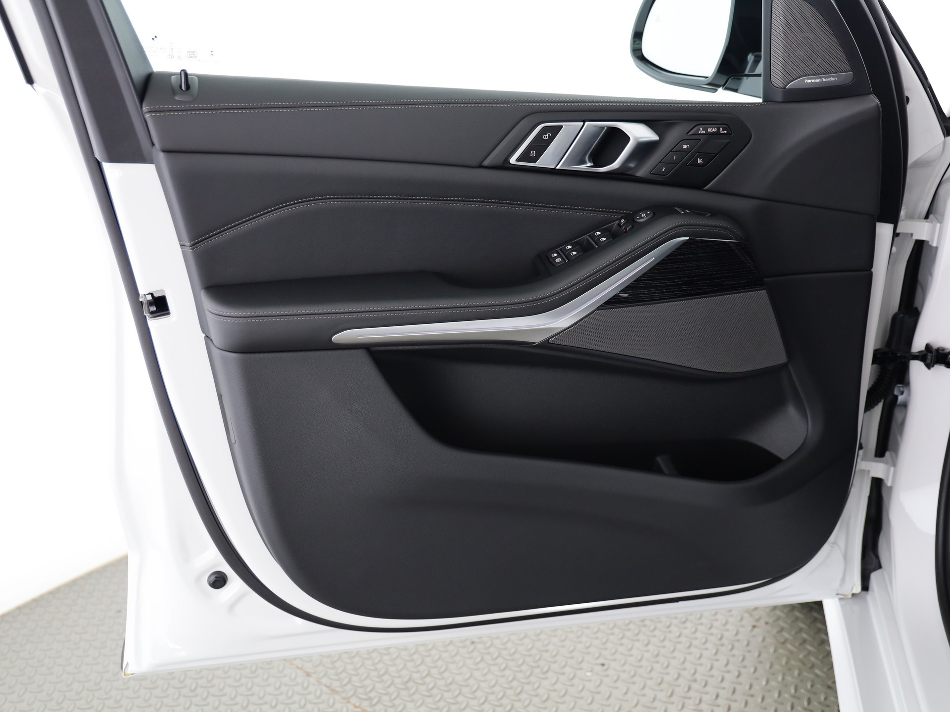 BMW X7 xDr 48 40d M Sport Pro-image-9