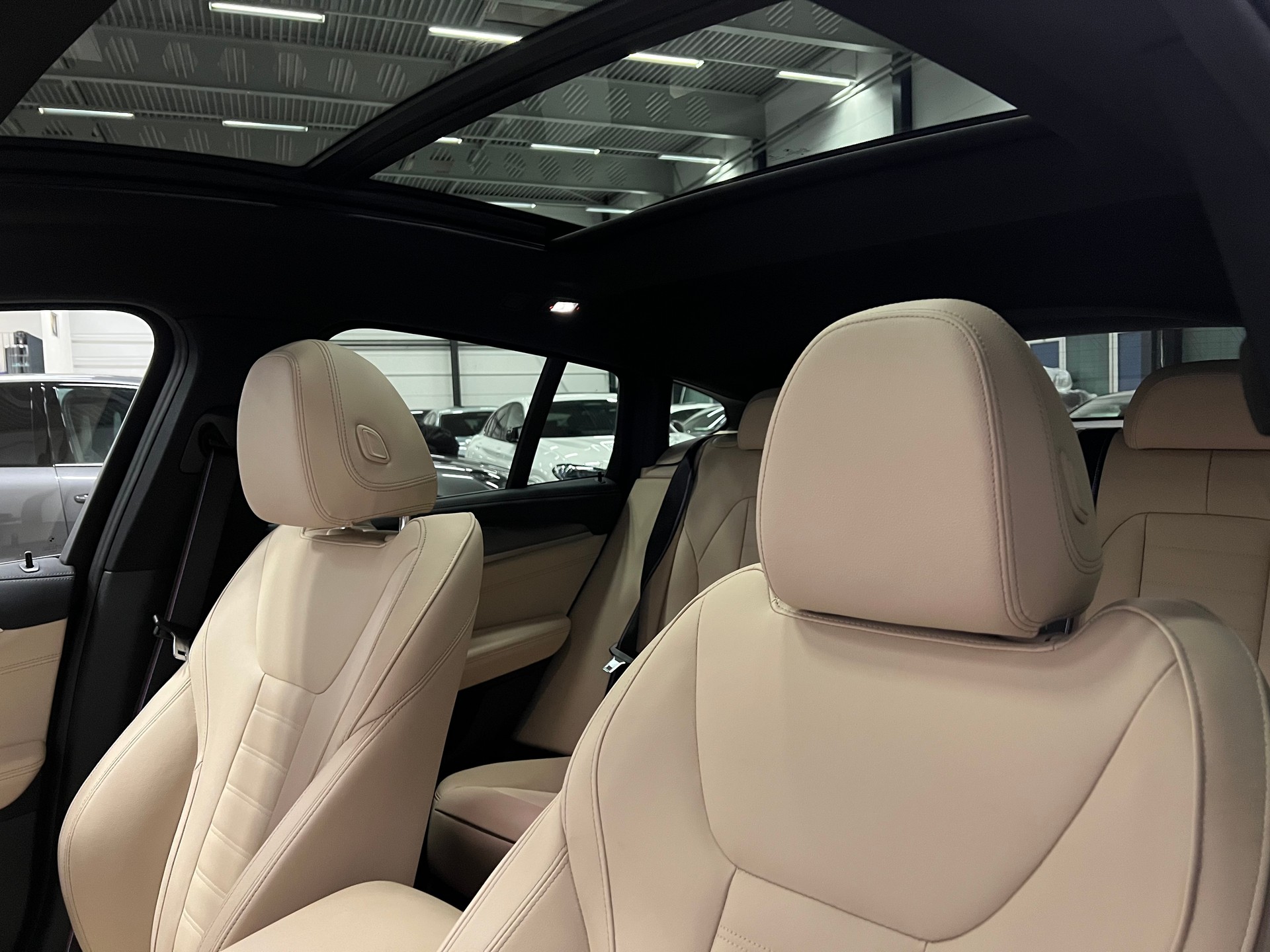 BMW X4 M40i Steptronic-image-17