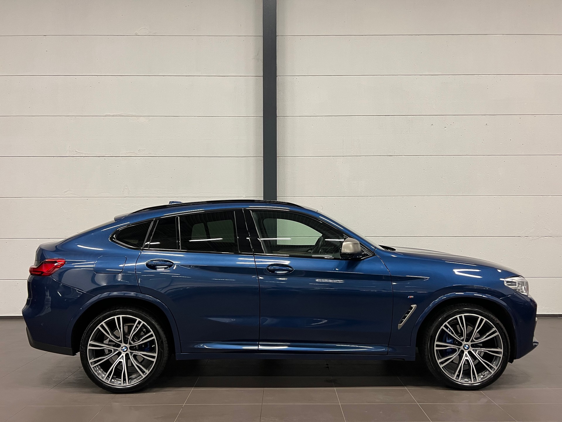 BMW X4 M40i Steptronic-image-8
