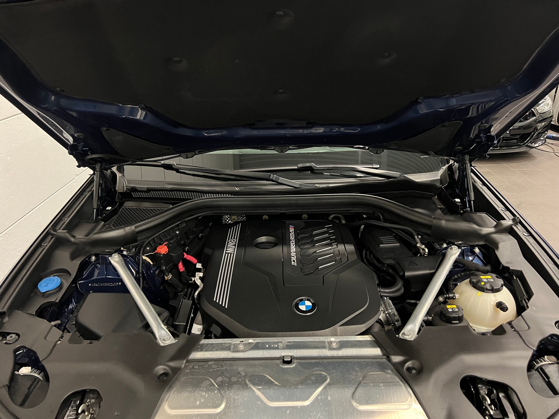 BMW X4 M40i Steptronic-image-30