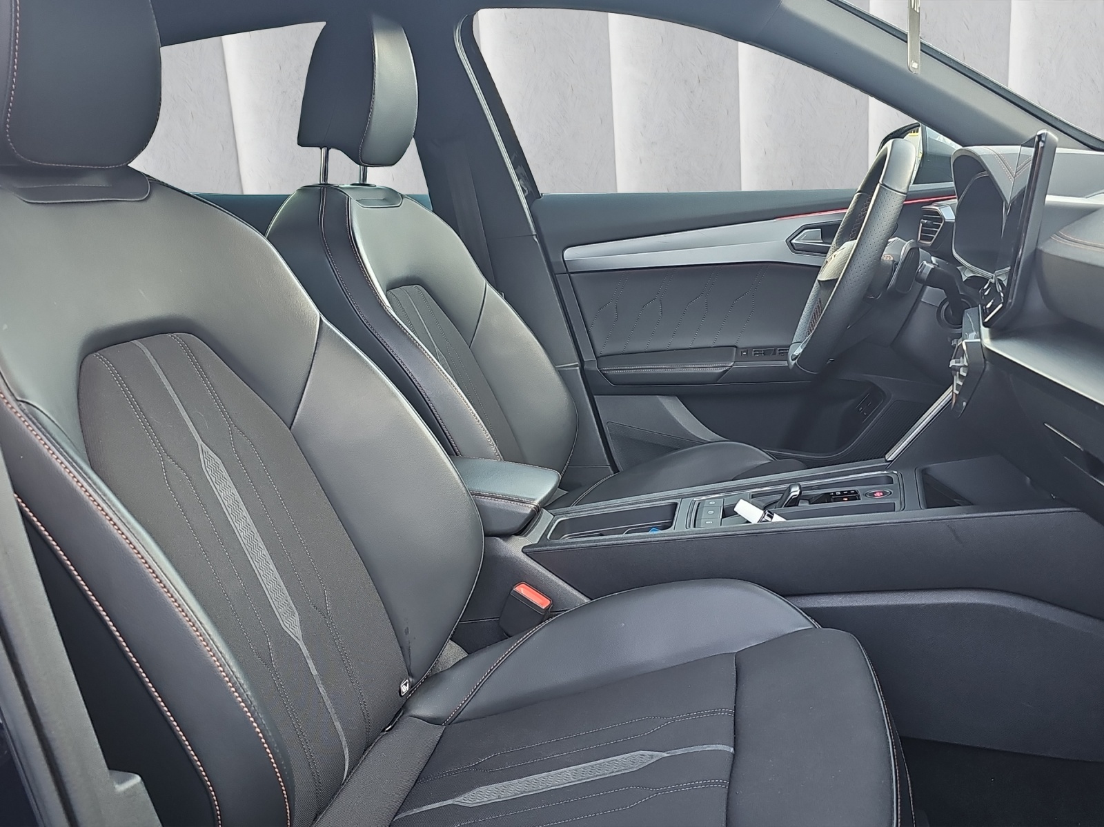CUPRA Formentor 1.4 e-HYBRID pHEV DSG-image-8