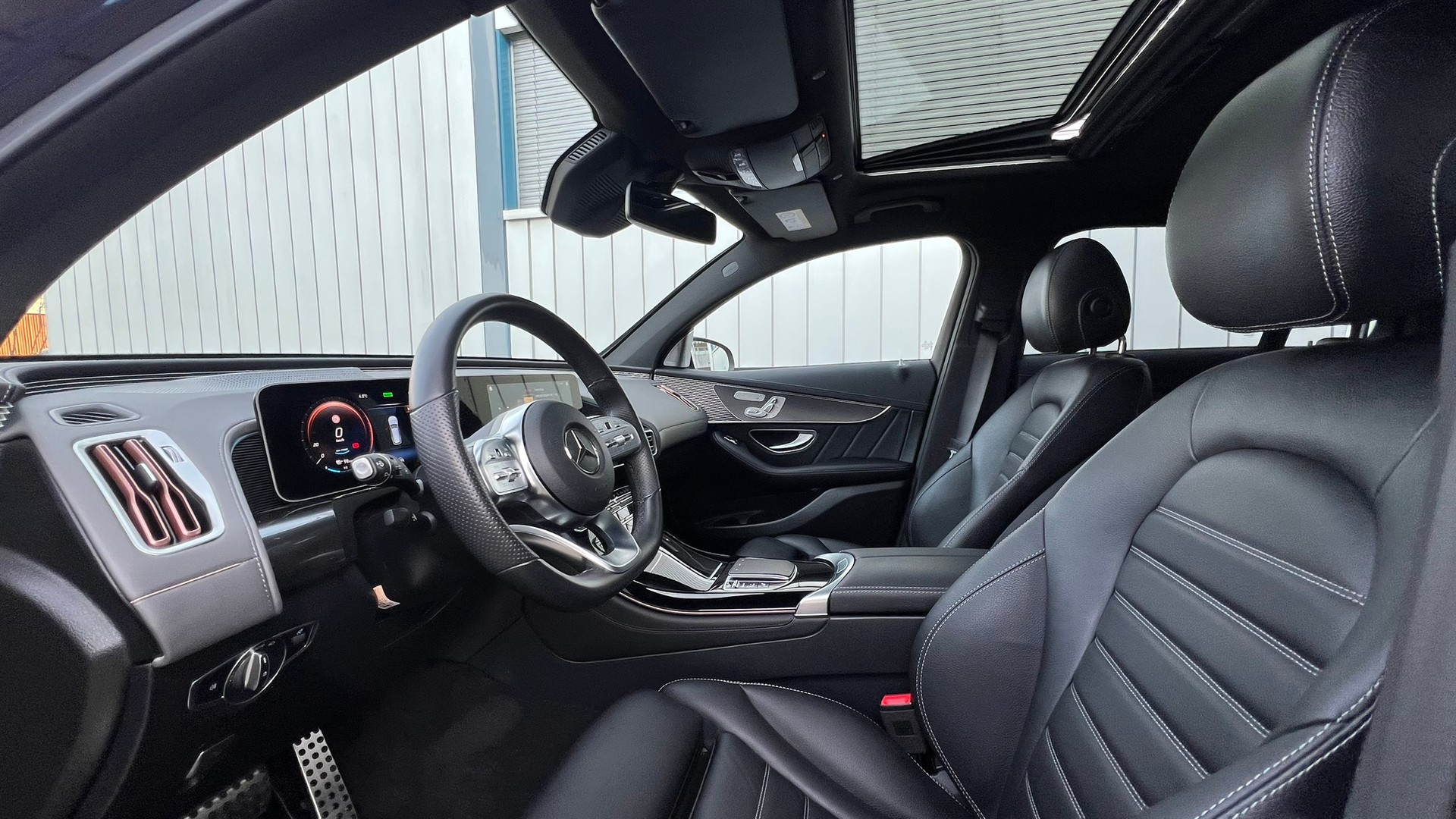 MERCEDES-BENZ EQC 400 AMG LINE 4MATIC l 408 PS-image-24