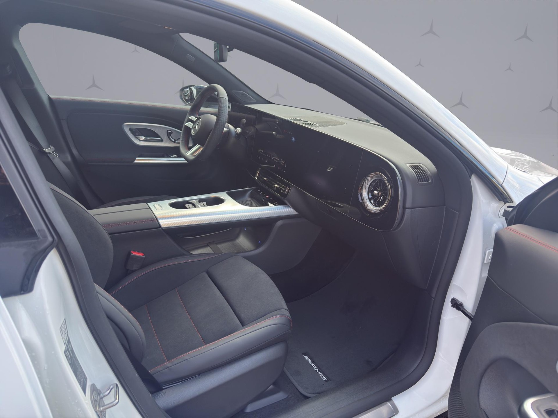 MERCEDES-BENZ CLA 220 AMG Line 4matic-image-15