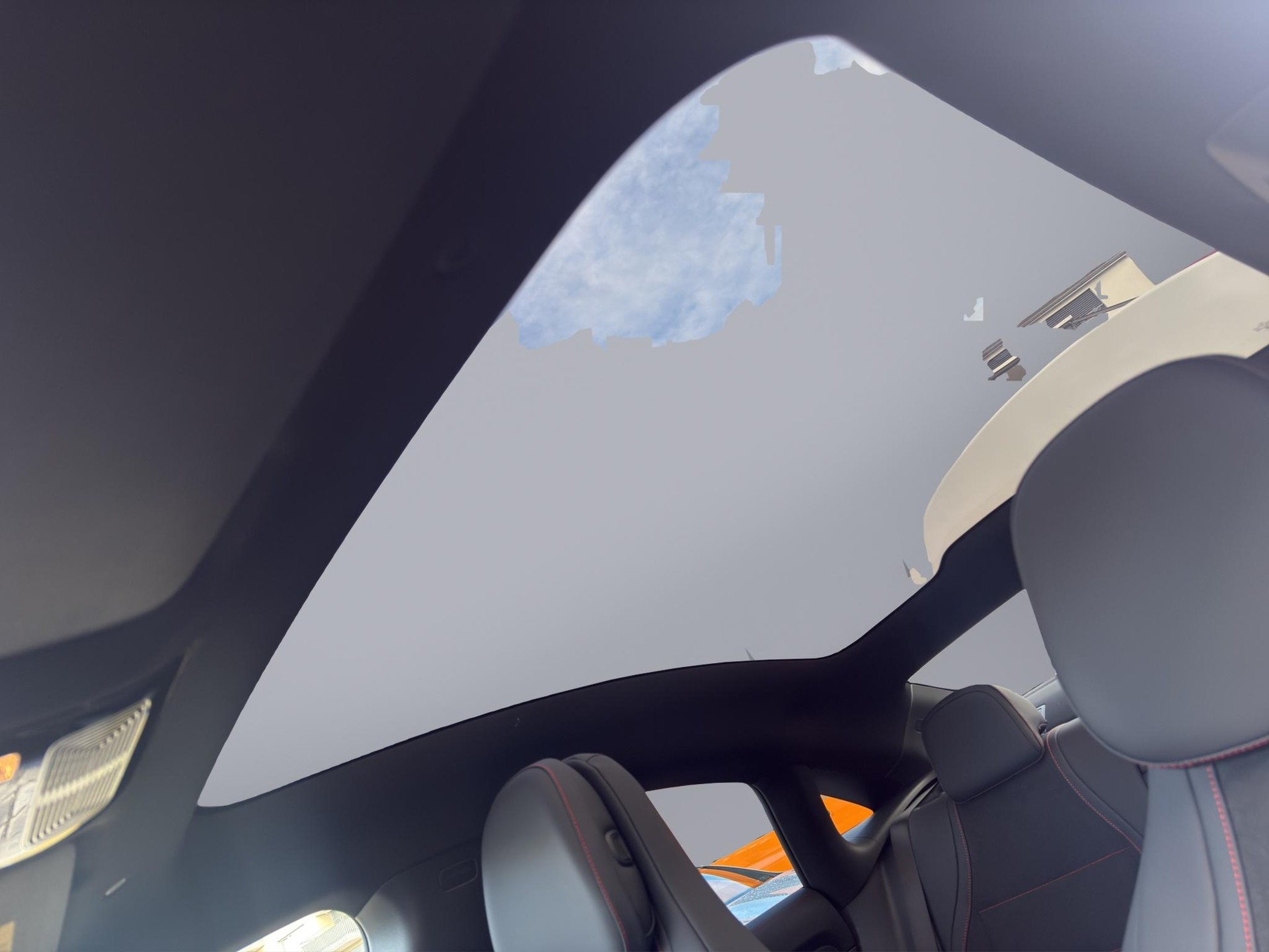 MERCEDES-BENZ CLA 220 AMG Line 4matic-image-18