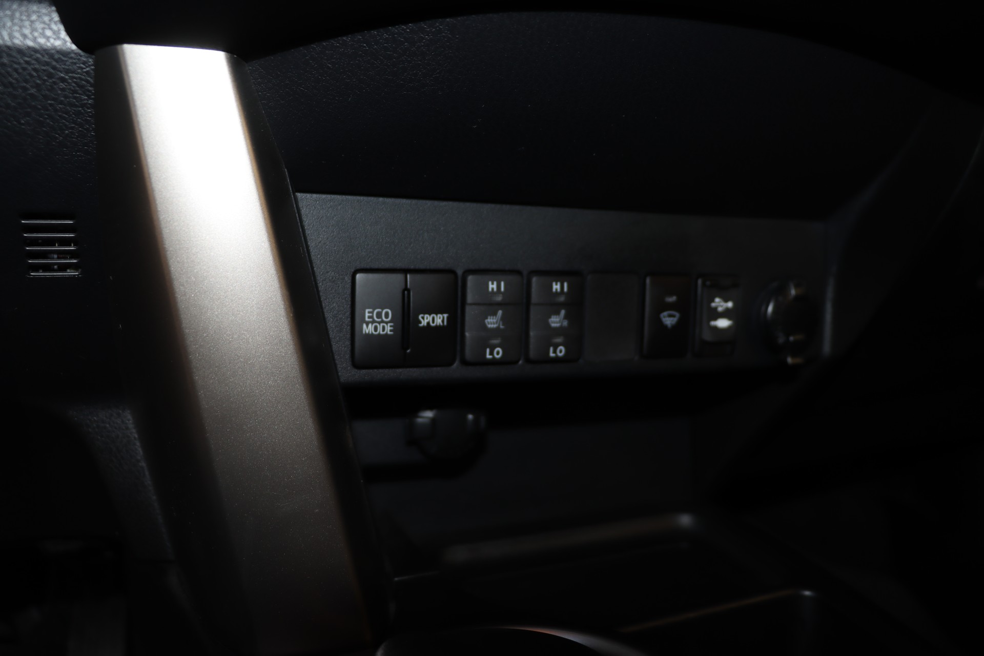 TOYOTA RAV-4 2.0 16V Sol Multidrive S-image-15