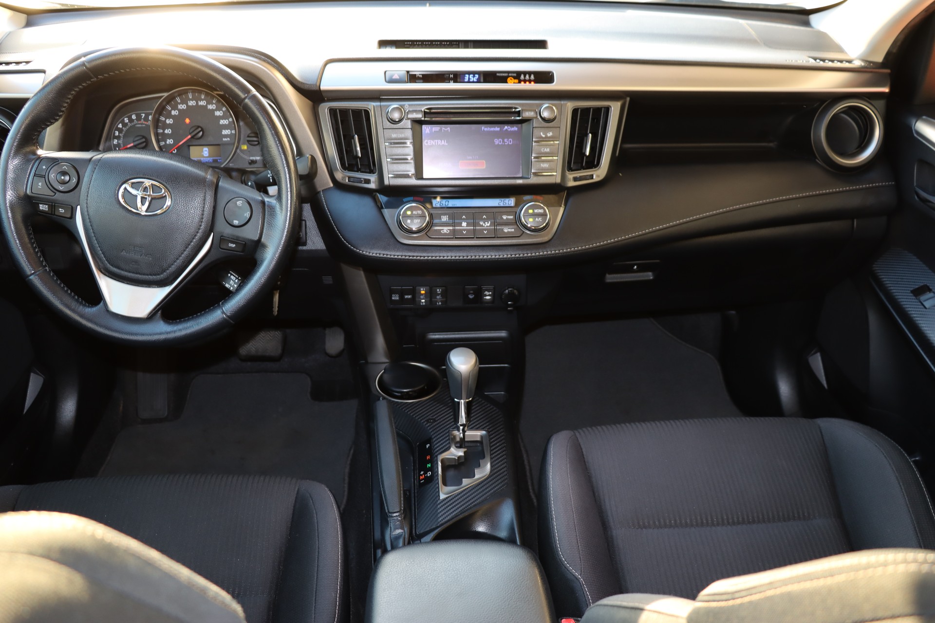 TOYOTA RAV-4 2.0 16V Sol Multidrive S-image-9