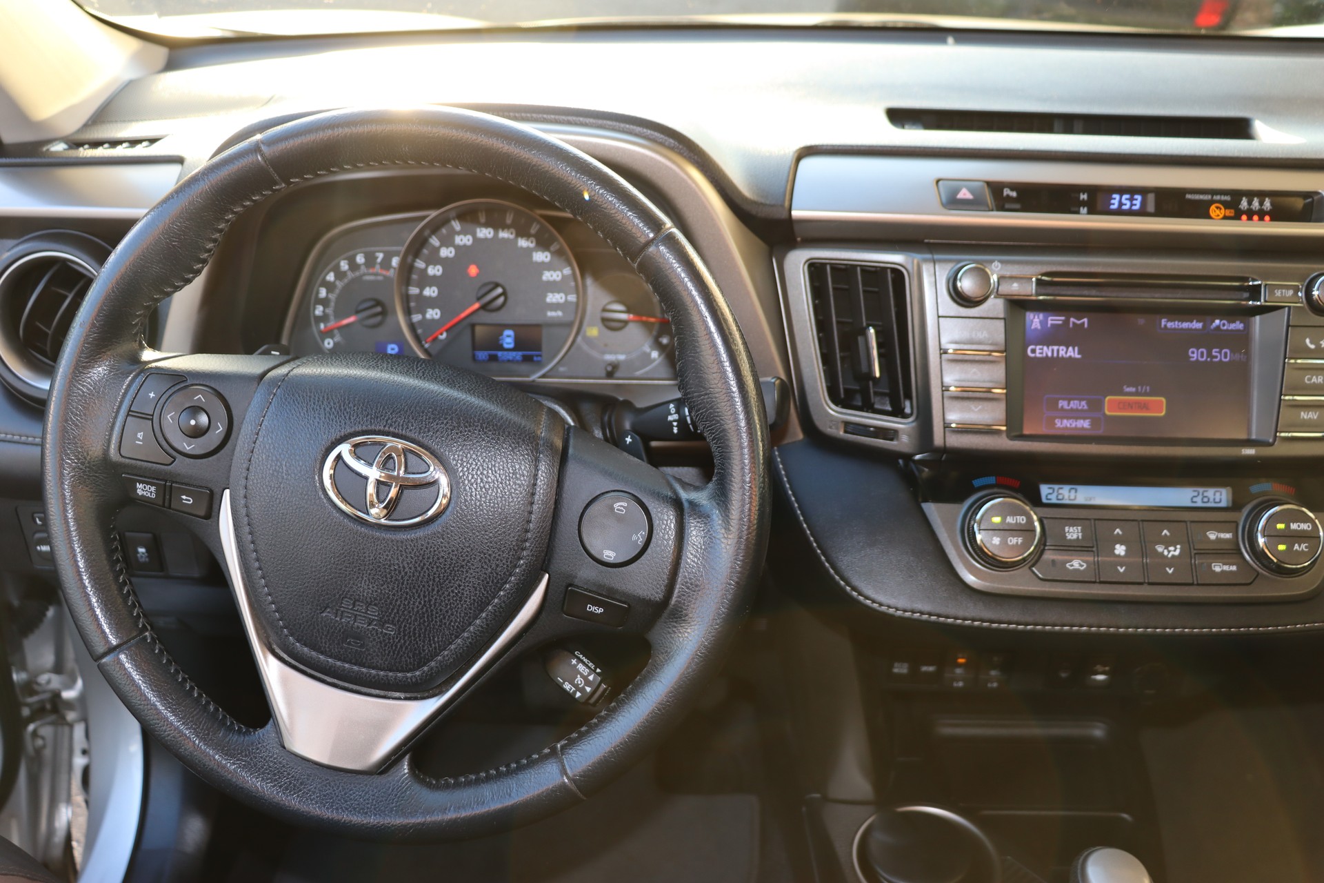 TOYOTA RAV-4 2.0 16V Sol Multidrive S-image-13