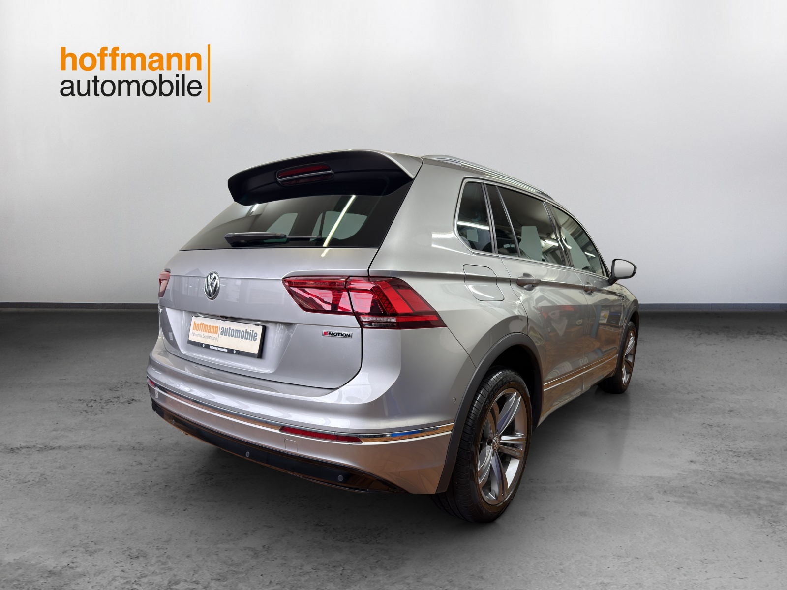 VW Tiguan 2.0TSI Highline 4Motion DSG-image-3