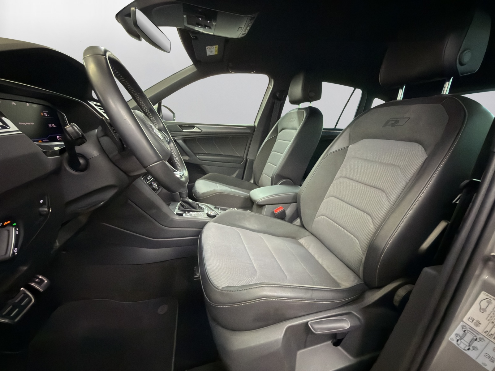 VW Tiguan 2.0TSI Highline 4Motion DSG-image-8