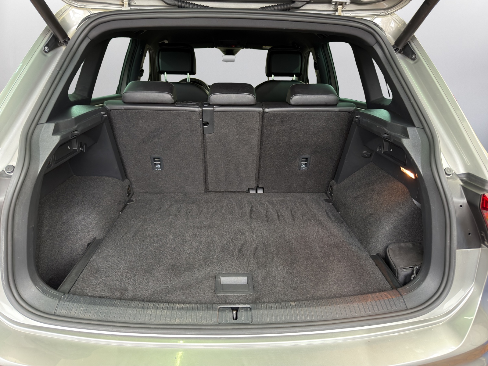 VW Tiguan 2.0TSI Highline 4Motion DSG-image-10
