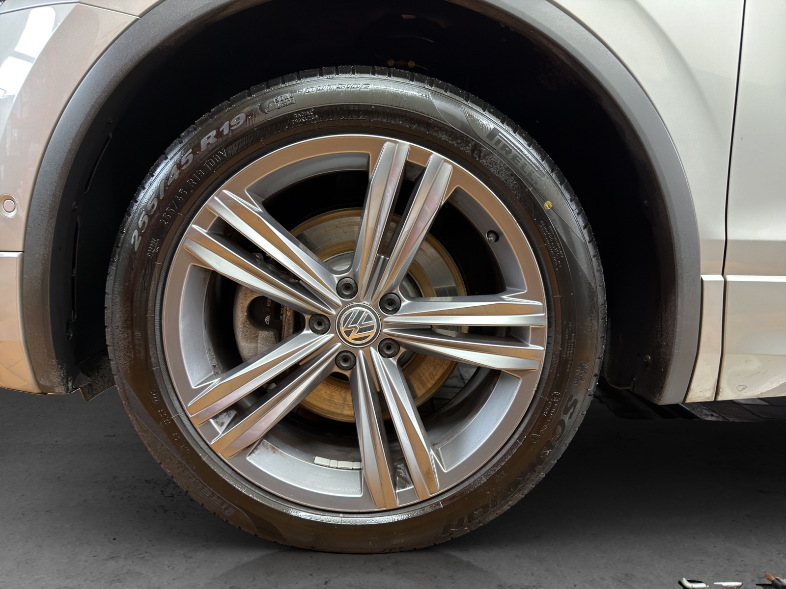 VW Tiguan 2.0TSI Highline 4Motion DSG-image-11