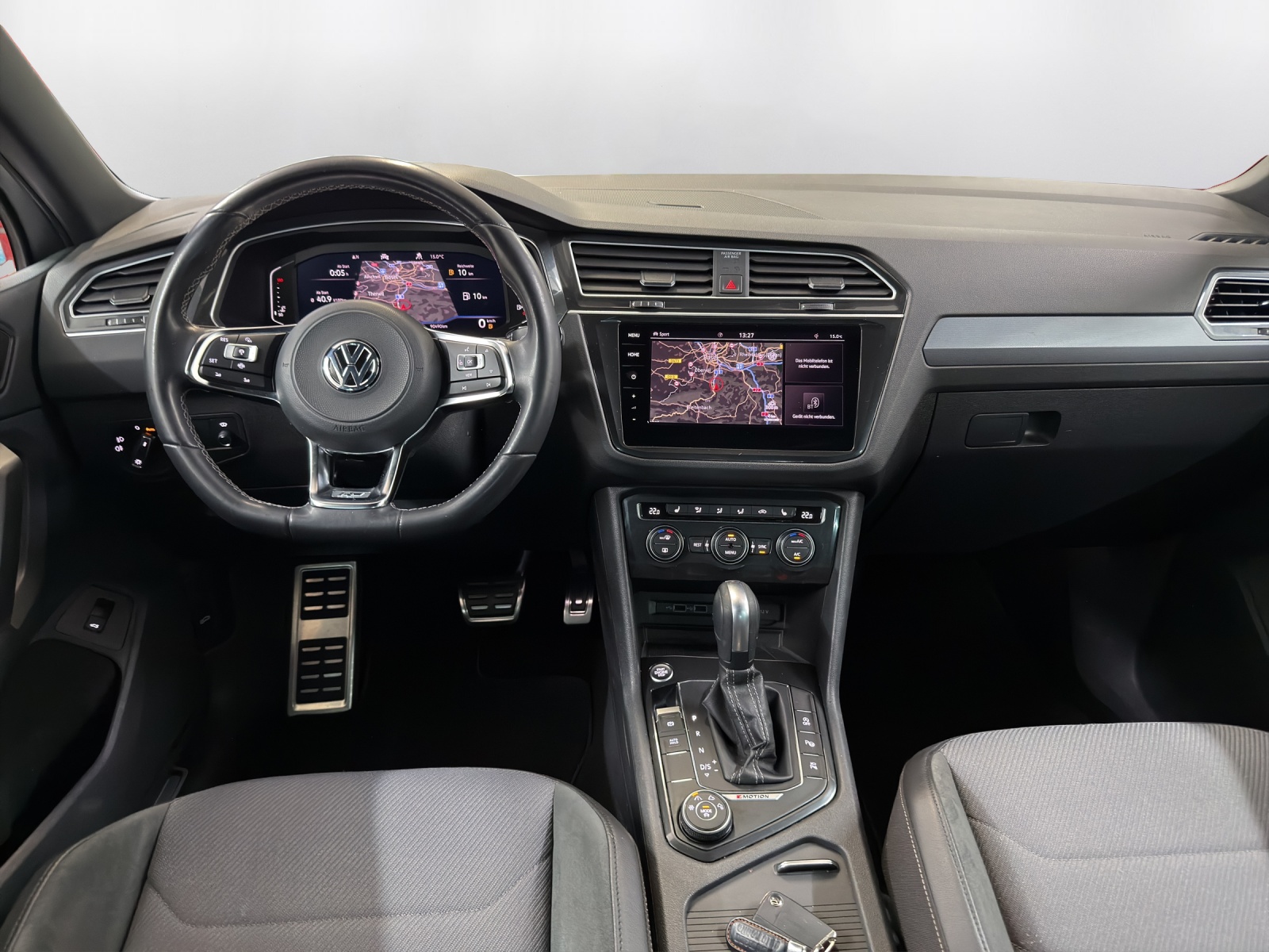 VW Tiguan 2.0TSI Highline 4Motion DSG-image-5