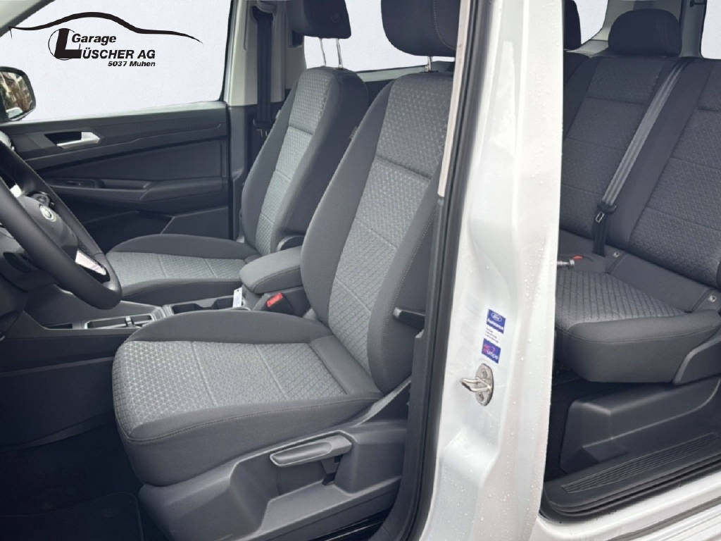 FORD TOURNEO Connect 1.5 EcoBoost 114 Titanium-image-8