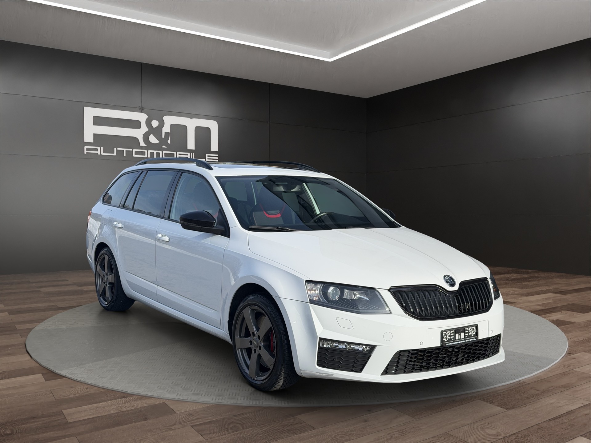 SKODA Octavia Combi 2.0 TSI RS DSG-showroom-element-1