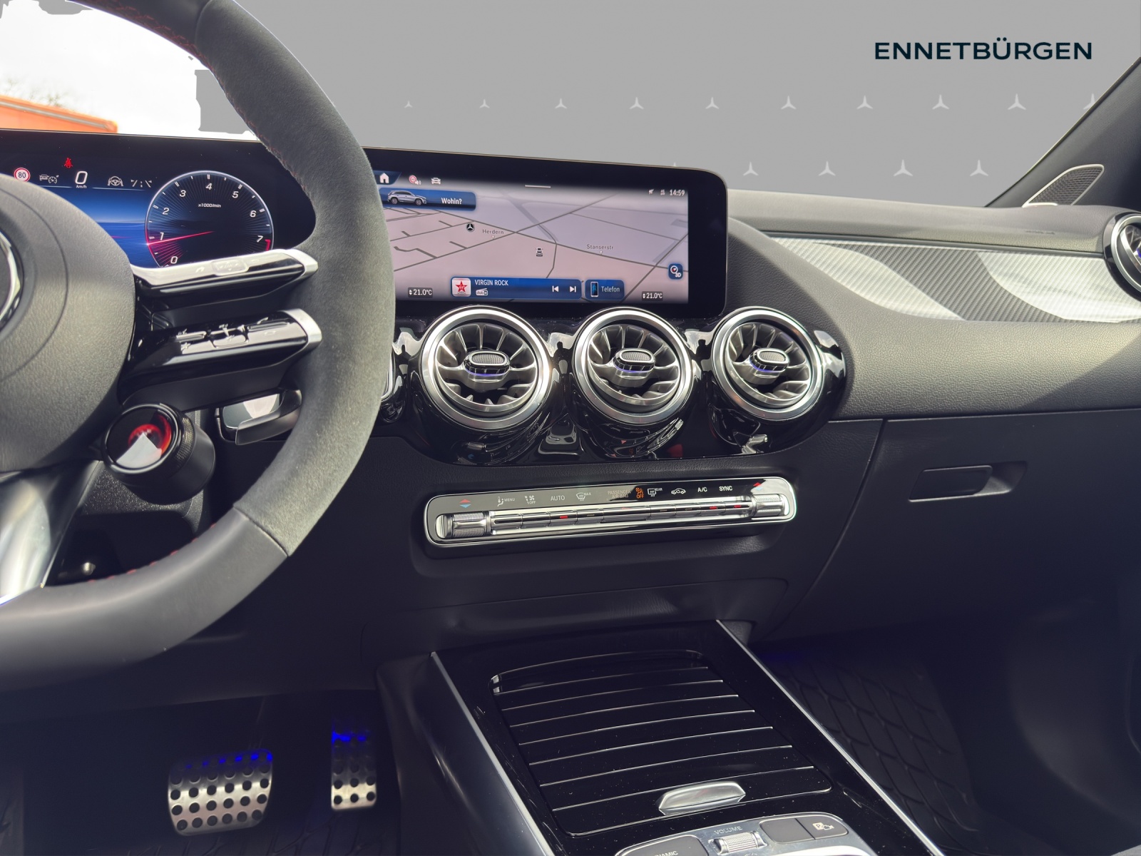 MERCEDES-BENZ GLA AMG 45 S 4Matic+ 8G-DCT-image-13