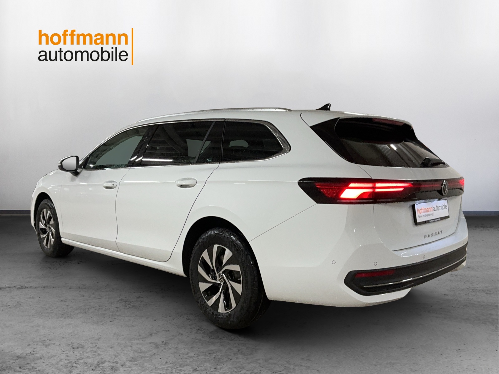 VW Passat Variant 2.0 TDI evo Business DSG-image-5