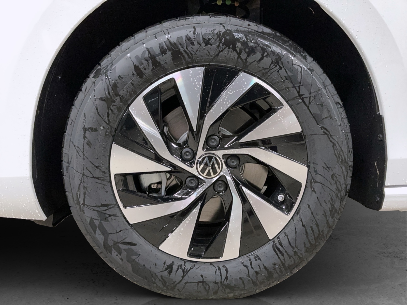 VW Passat Variant 2.0 TDI evo Business DSG-image-12