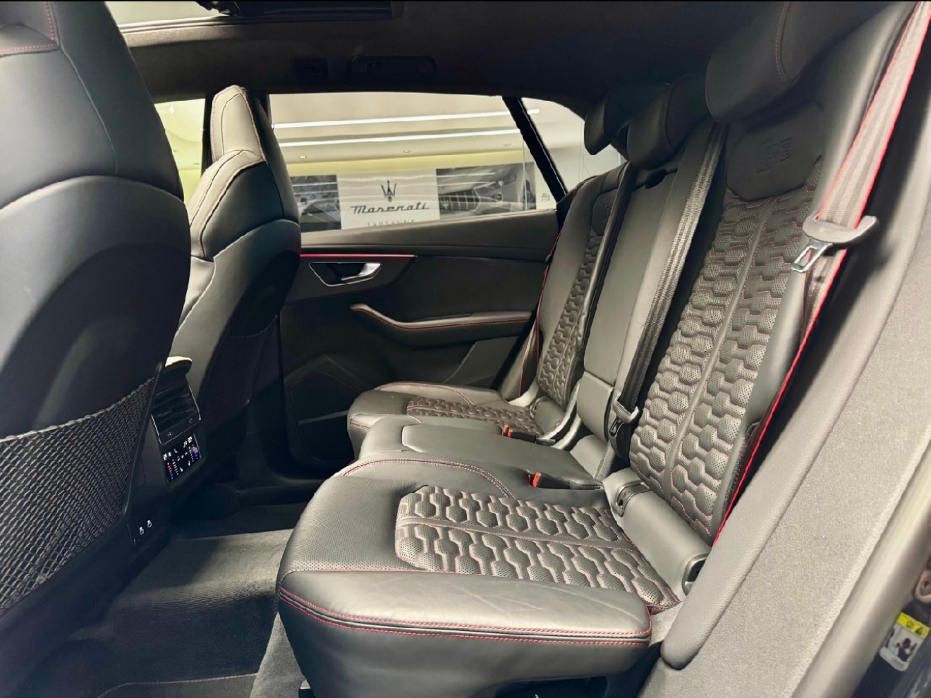 AUDI RSQ8 quattro tiptronic-image-6