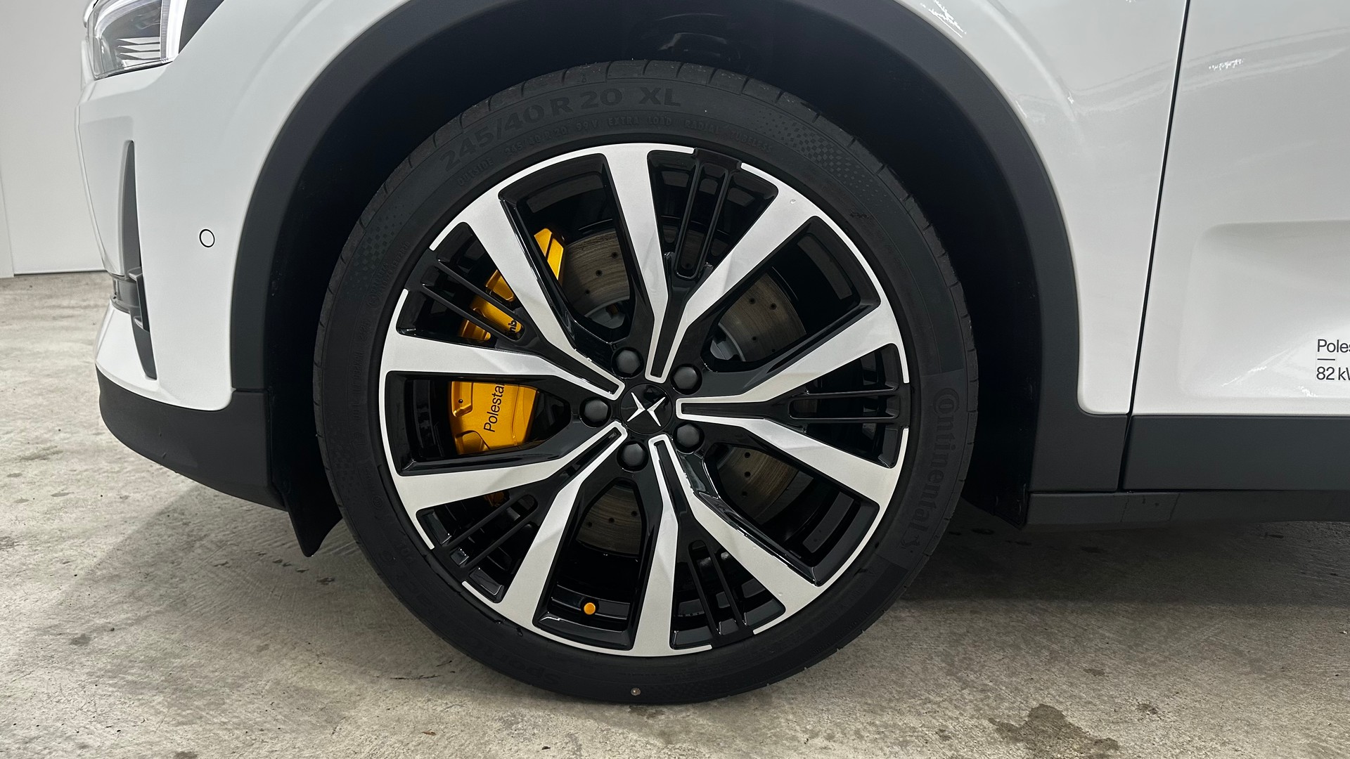 POLESTAR 2 Long Range Dual Motor Perfor-image-7