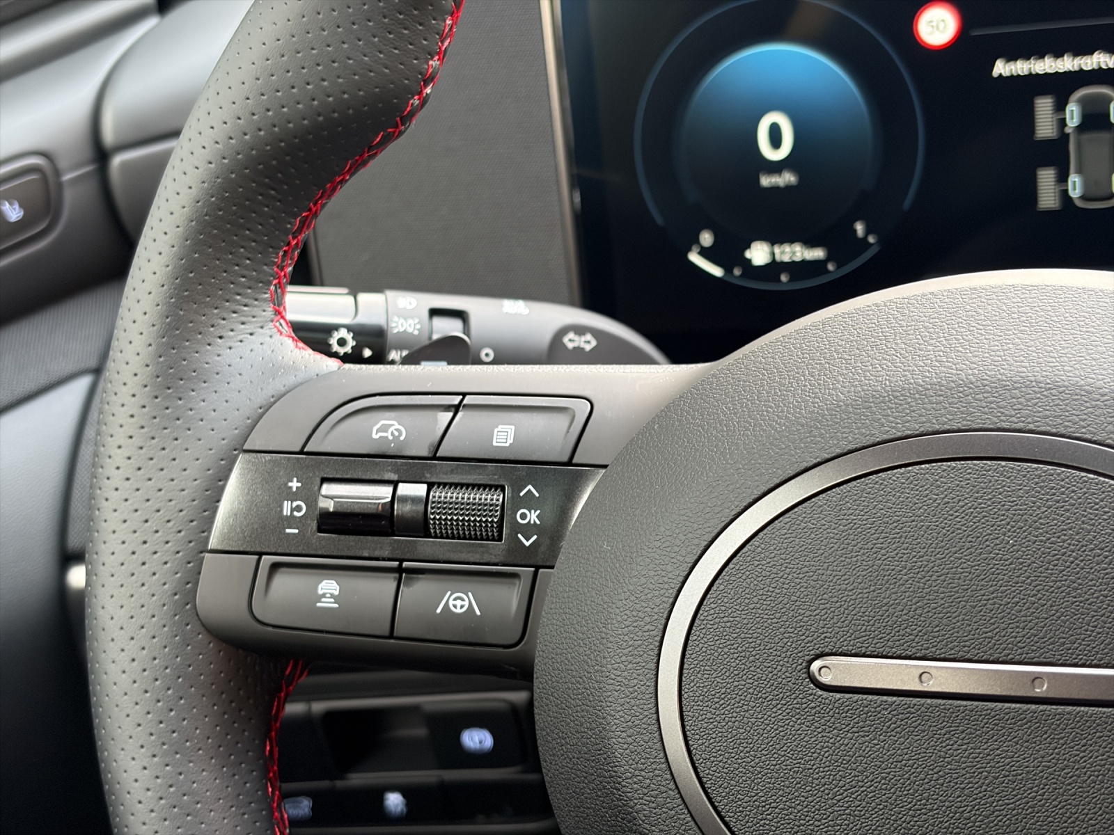 HYUNDAI Tucson 1.6 T-GDi N-Line Sunroof 4WD MY26-image-8