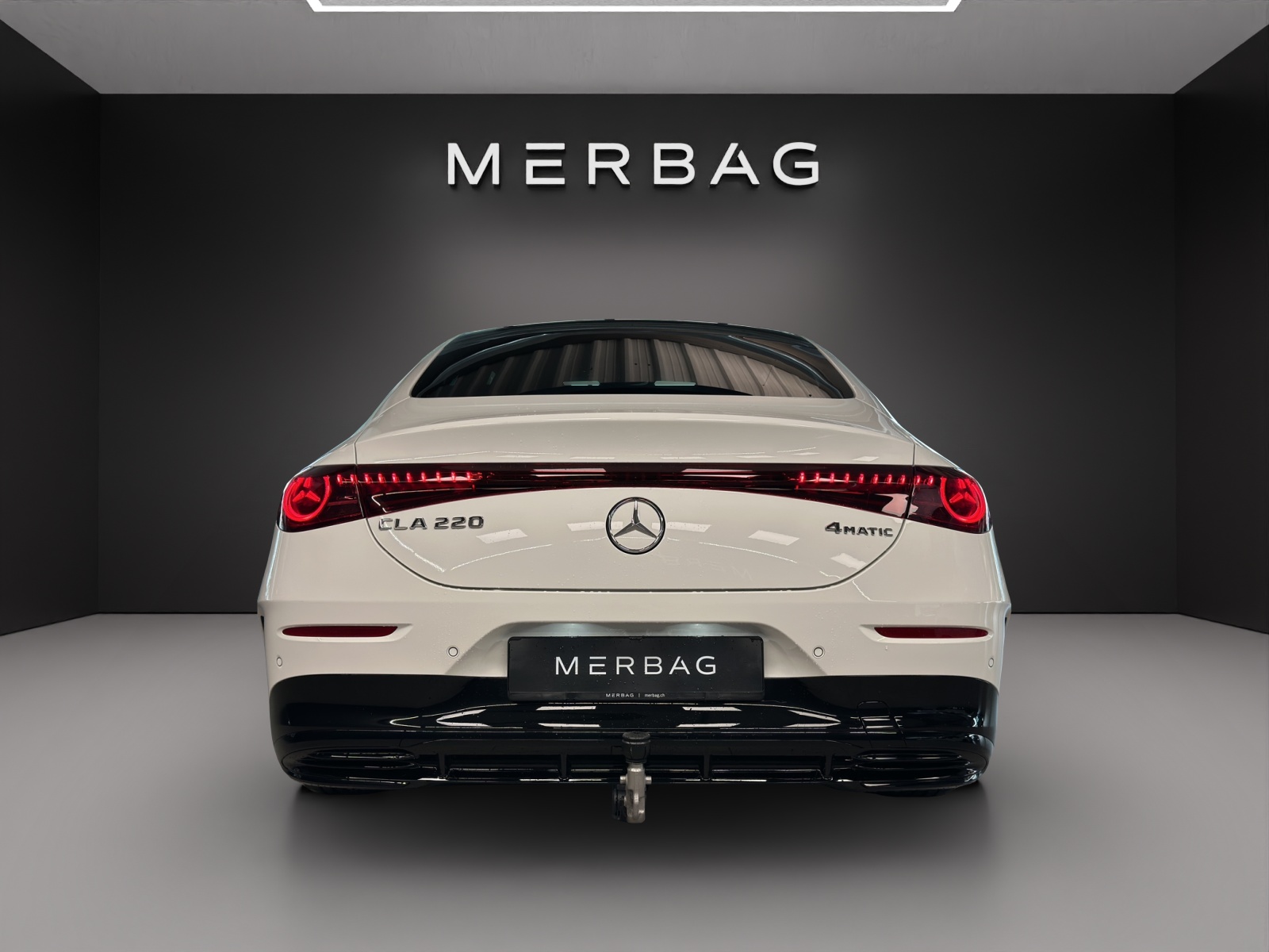 MERCEDES-BENZ CLA 220 8G-DCT 4Matic AMG Line-image-4