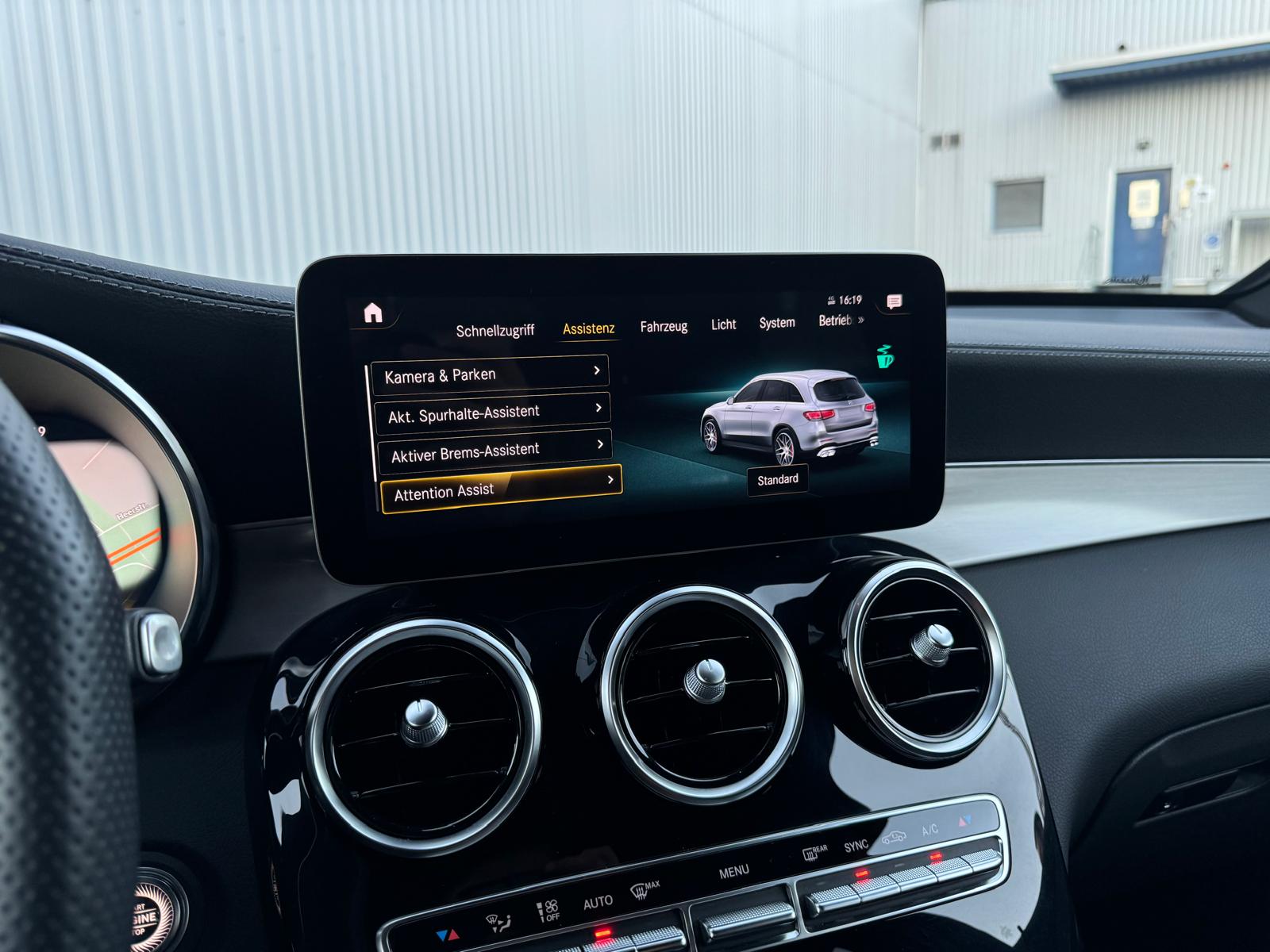 MERCEDES-BENZ GLC 63 AMG Limited All Black 650PS Performance 4Matic 9G-Tronic-image-17