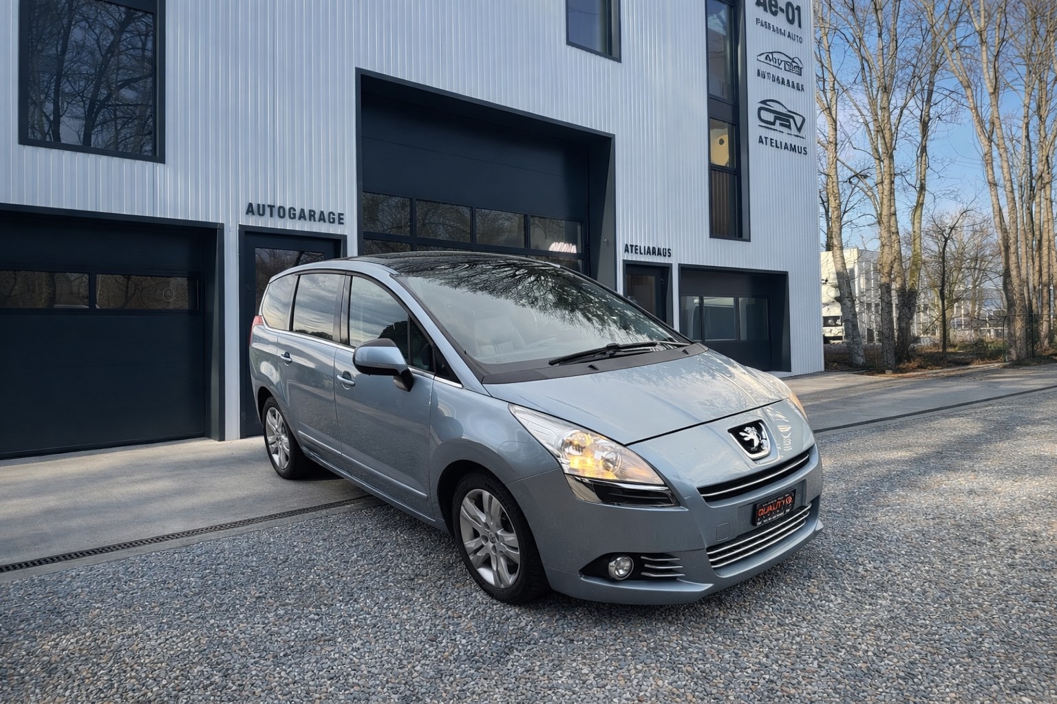 PEUGEOT 5008 2.0 HDI Sport Pack 7 Sitze-image-11
