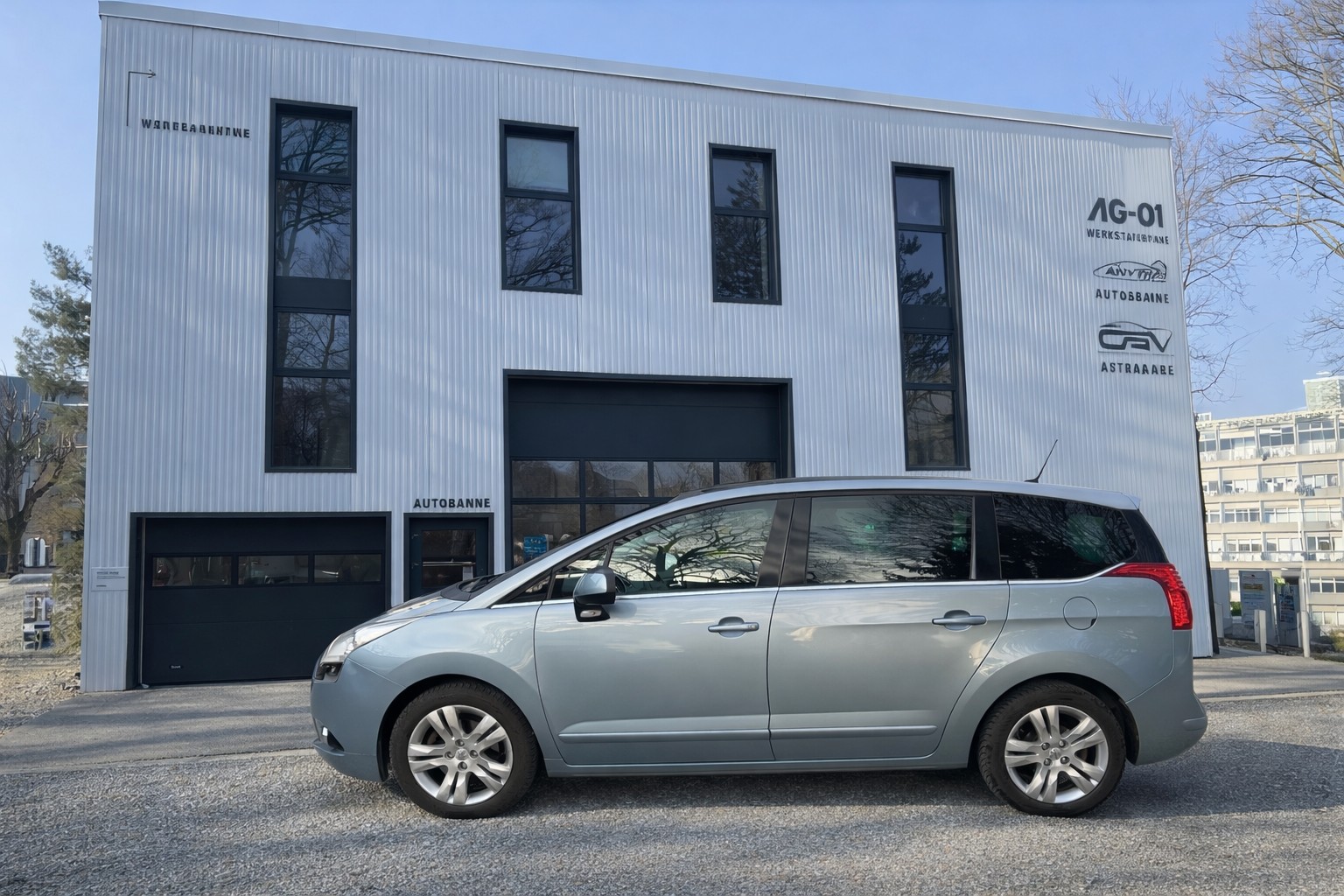 PEUGEOT 5008 2.0 HDI Sport Pack 7 Sitze-image-3