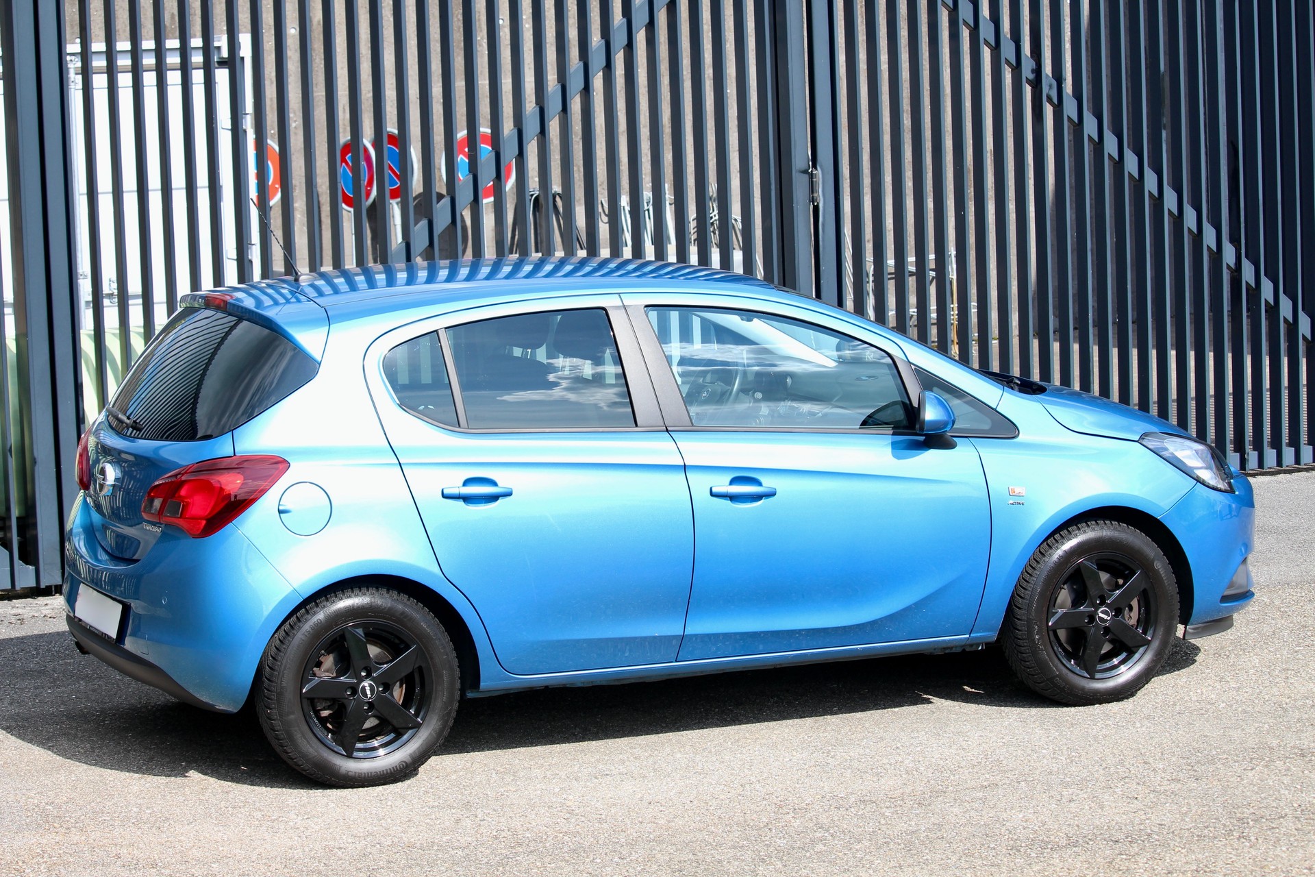 OPEL Corsa 1.4 Turbo Enjoy * Sonderfarbe Türkisblau Metallic *Lenkradheizung-image-3