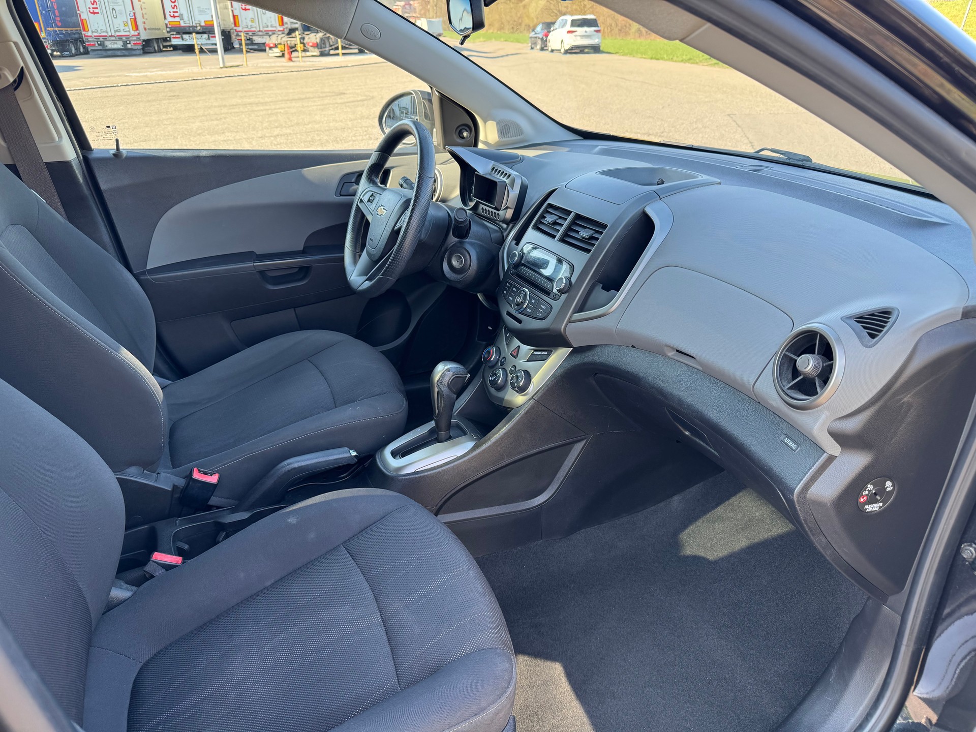 CHEVROLET Aveo 1.4 LT-image-13