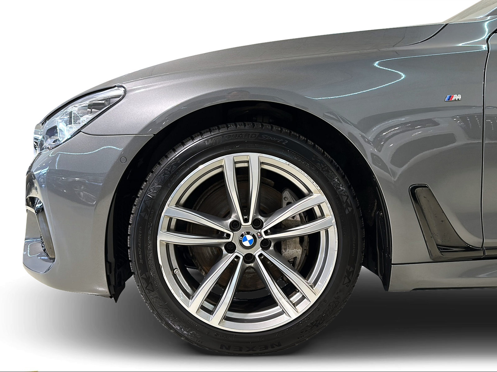 BMW 740d xDrive Steptronic-image-4