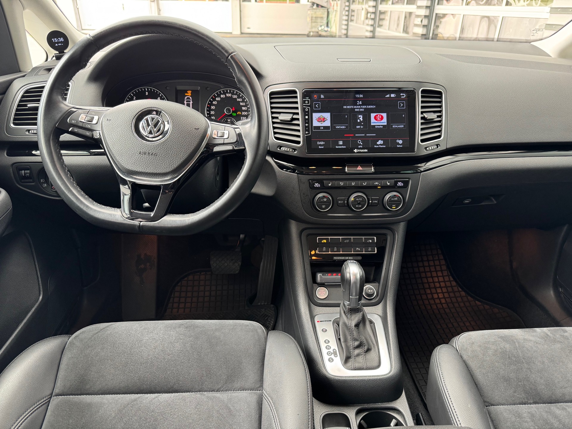 VW Sharan 2.0 TDI BMT Highline 4Motion DSG-image-4