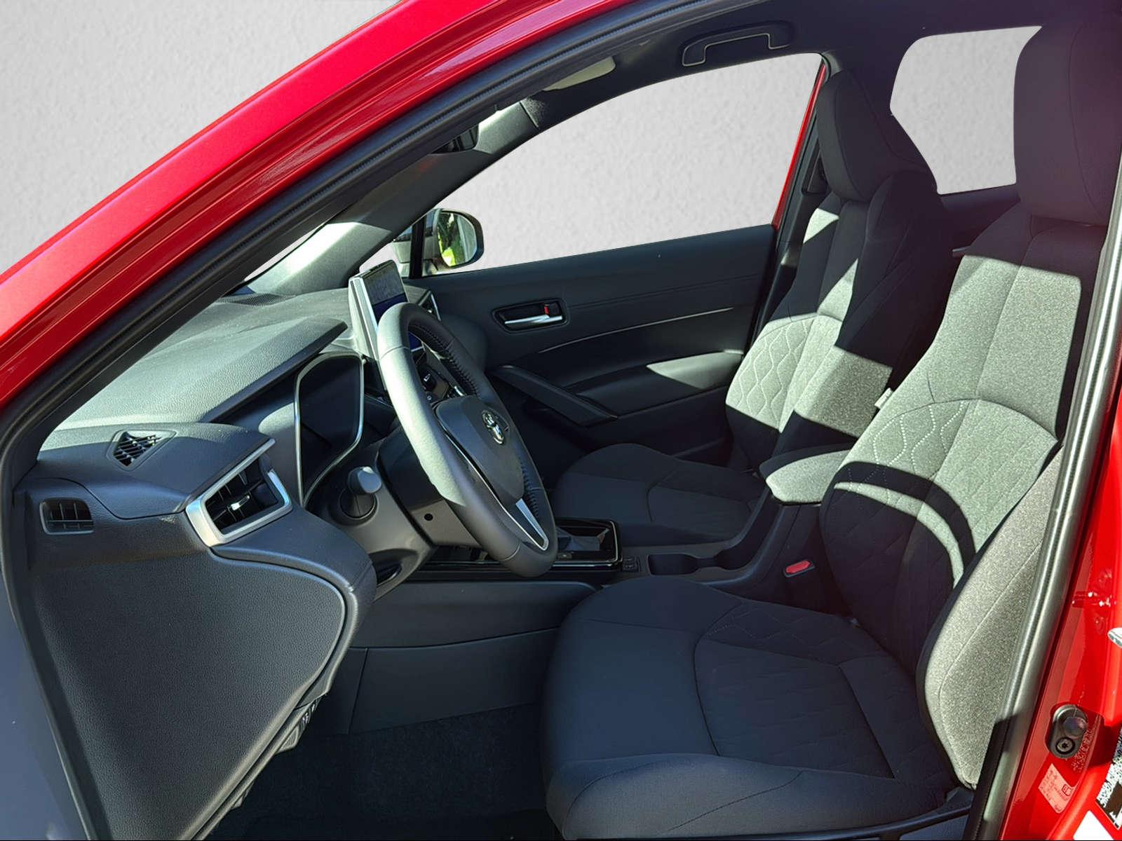 TOYOTA Corolla Cross 2.0 HSD Trend AWD-i-image-7