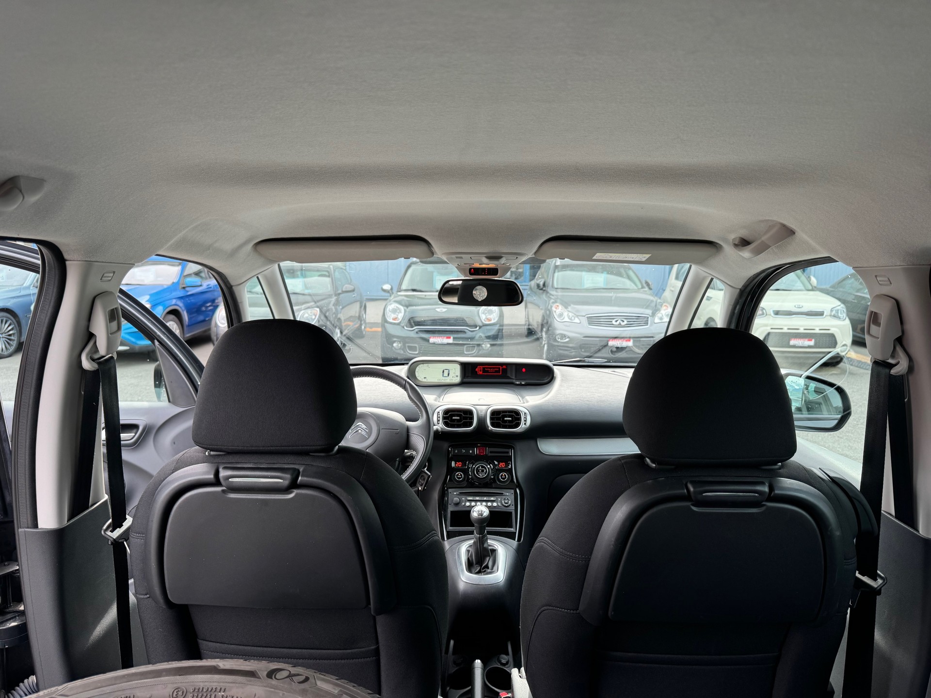 CITROEN C3 Picasso 1.2 Pure Tech Feel Edition-image-10