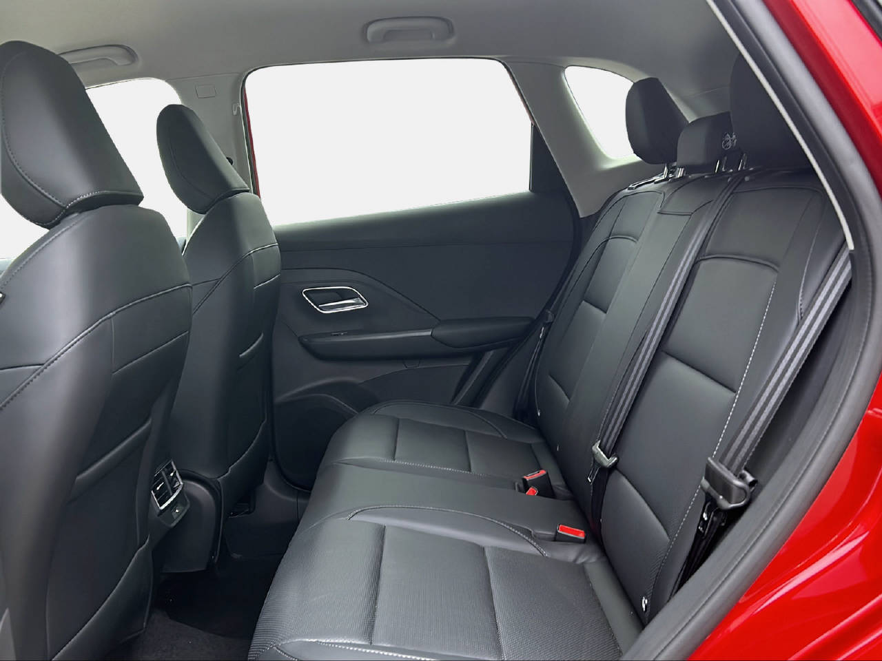 MG ZS 1.5 Hybrid+ Luxury-image-11