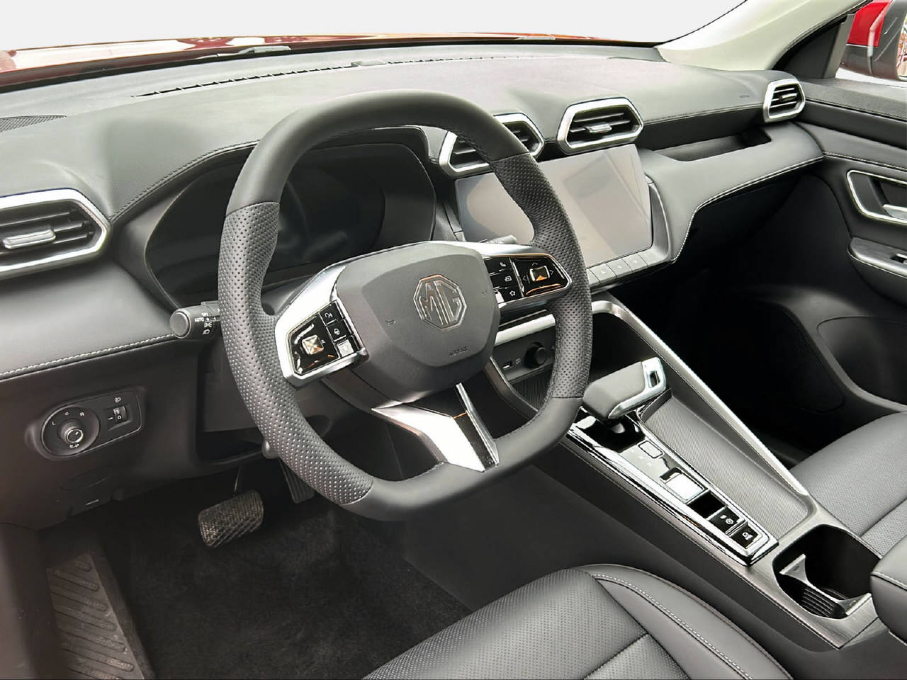 MG ZS 1.5 Hybrid+ Luxury-image-14