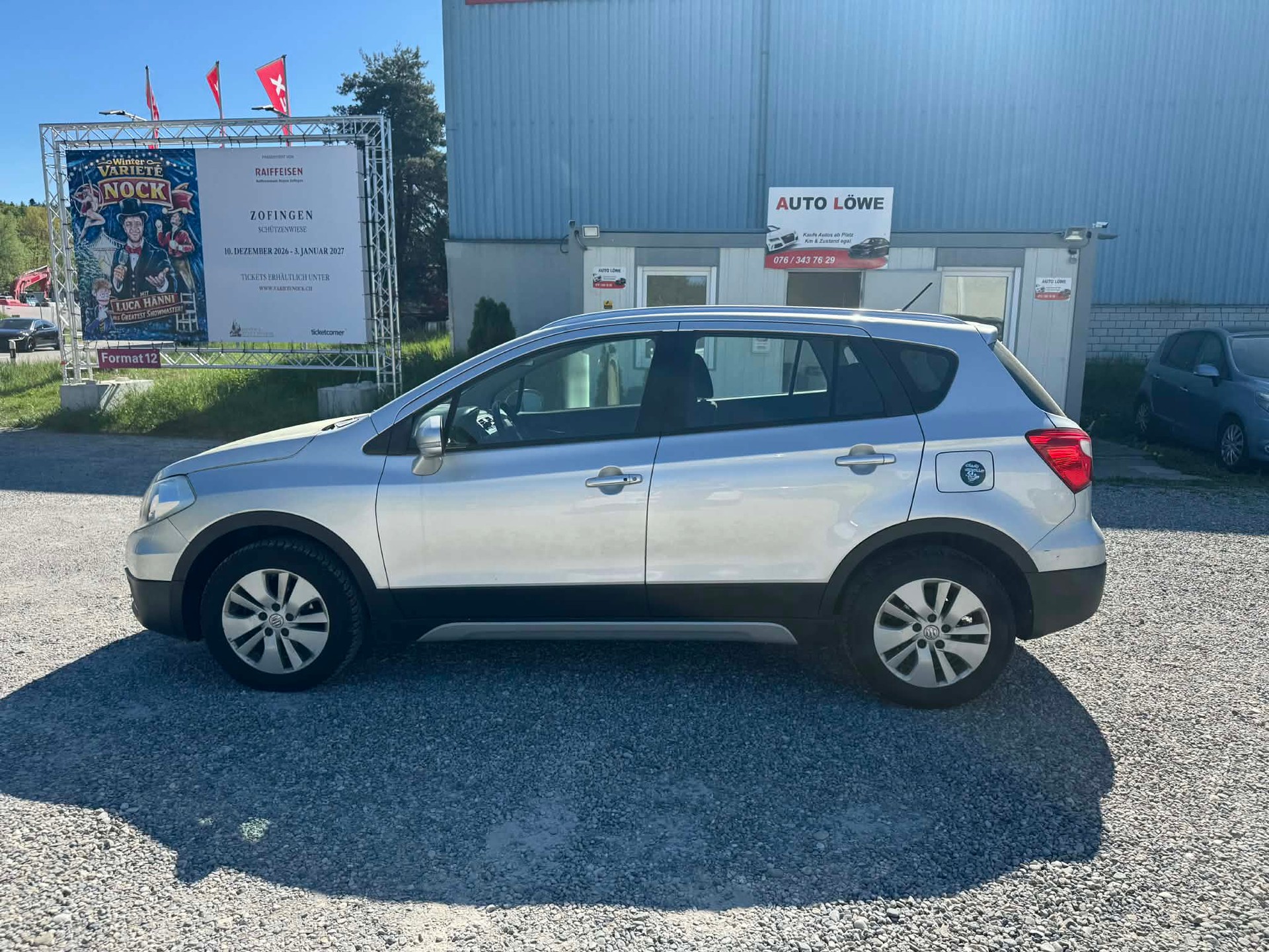 SUZUKI SX4 S-Cross 1.6 TD Compact+ 4WD-image-4