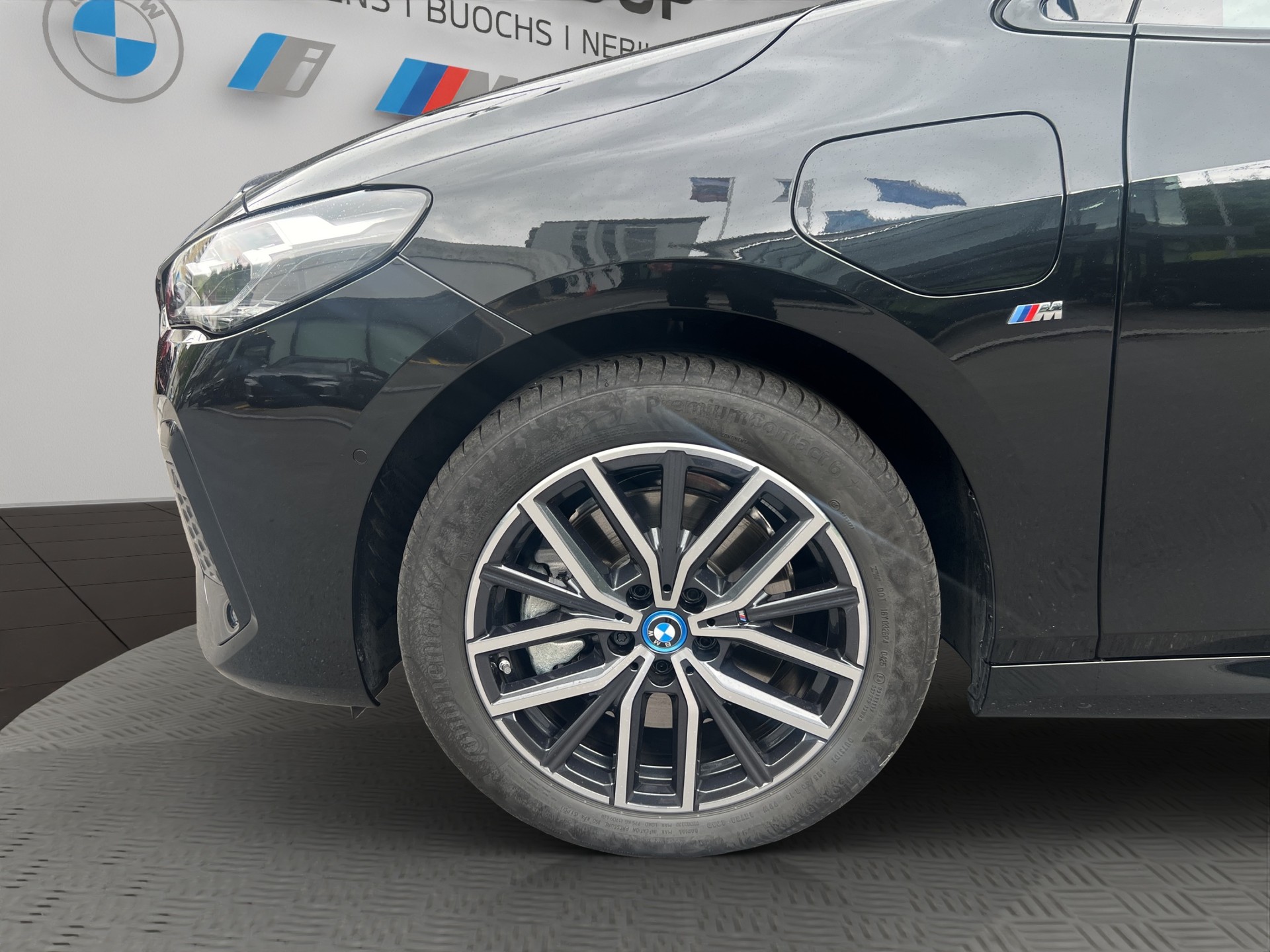 BMW 230e xDrive Active Tourer M Sport-image-9