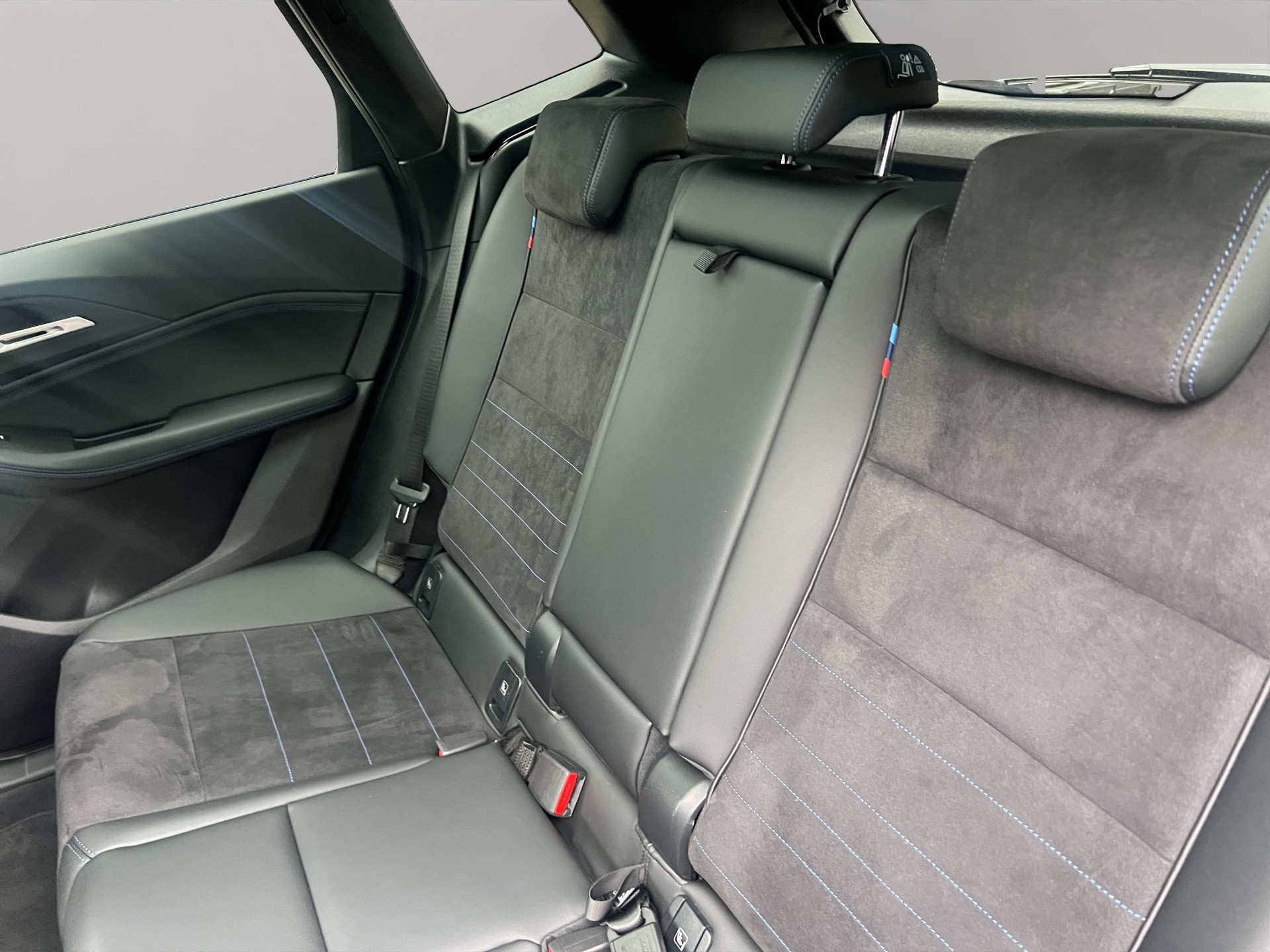 BMW 230e xDrive Active Tourer M Sport-image-19