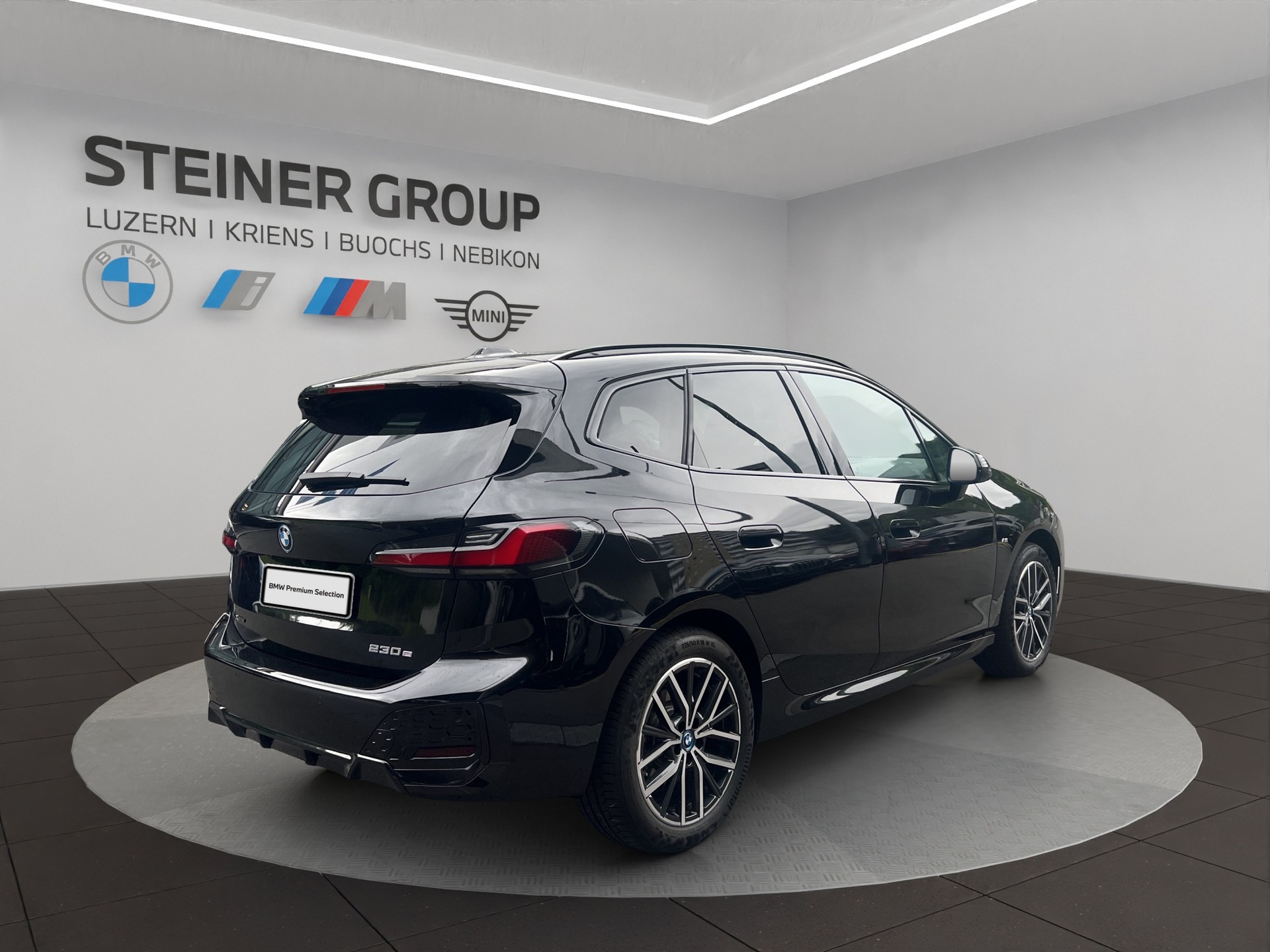 BMW 230e xDrive Active Tourer M Sport-image-5