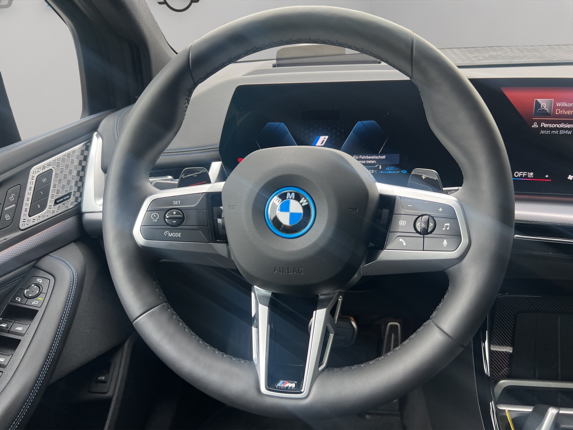 BMW 230e xDrive Active Tourer M Sport-image-14