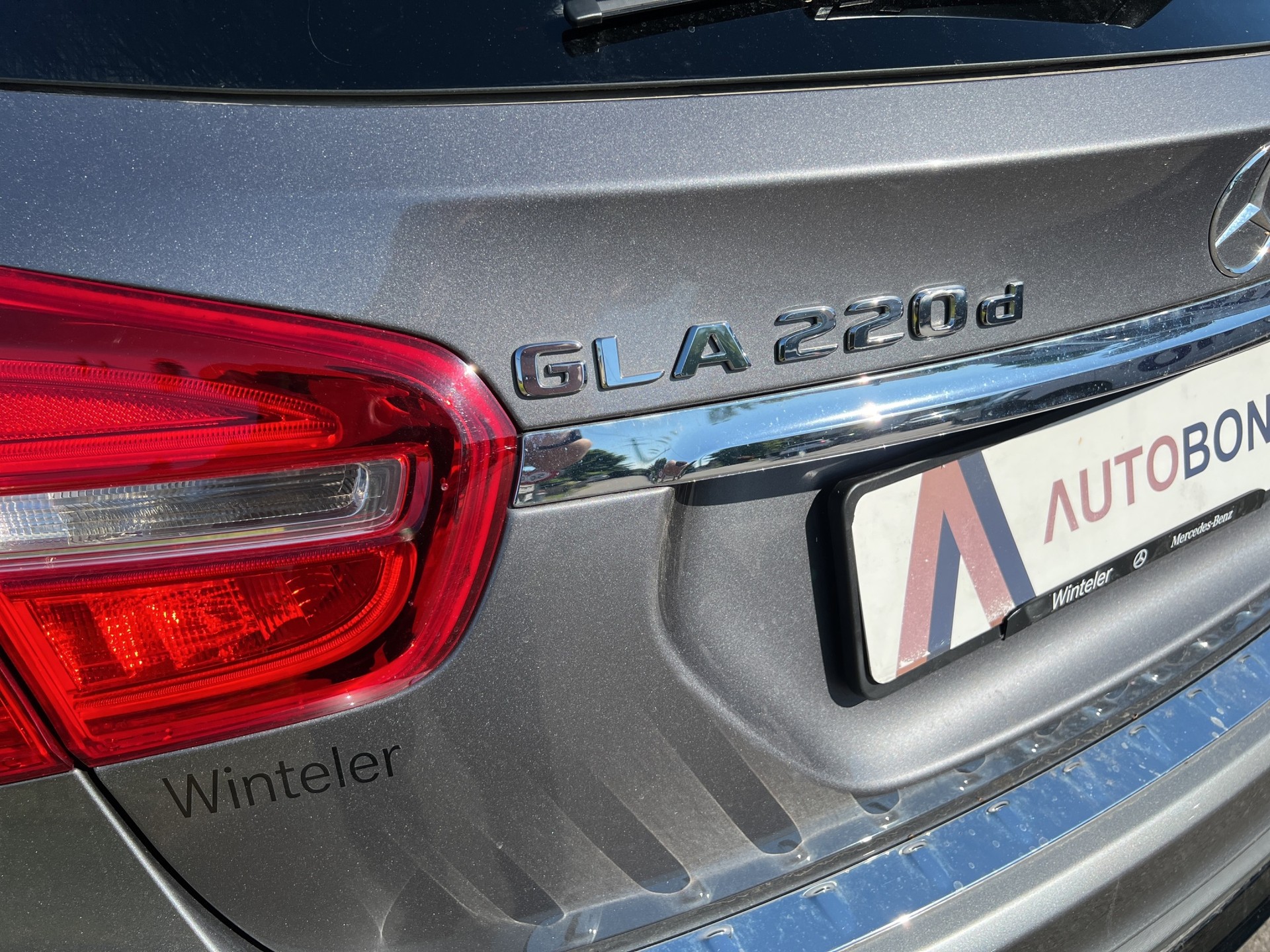 MERCEDES-BENZ GLA 220 d AMG Line 4Matic-image-36