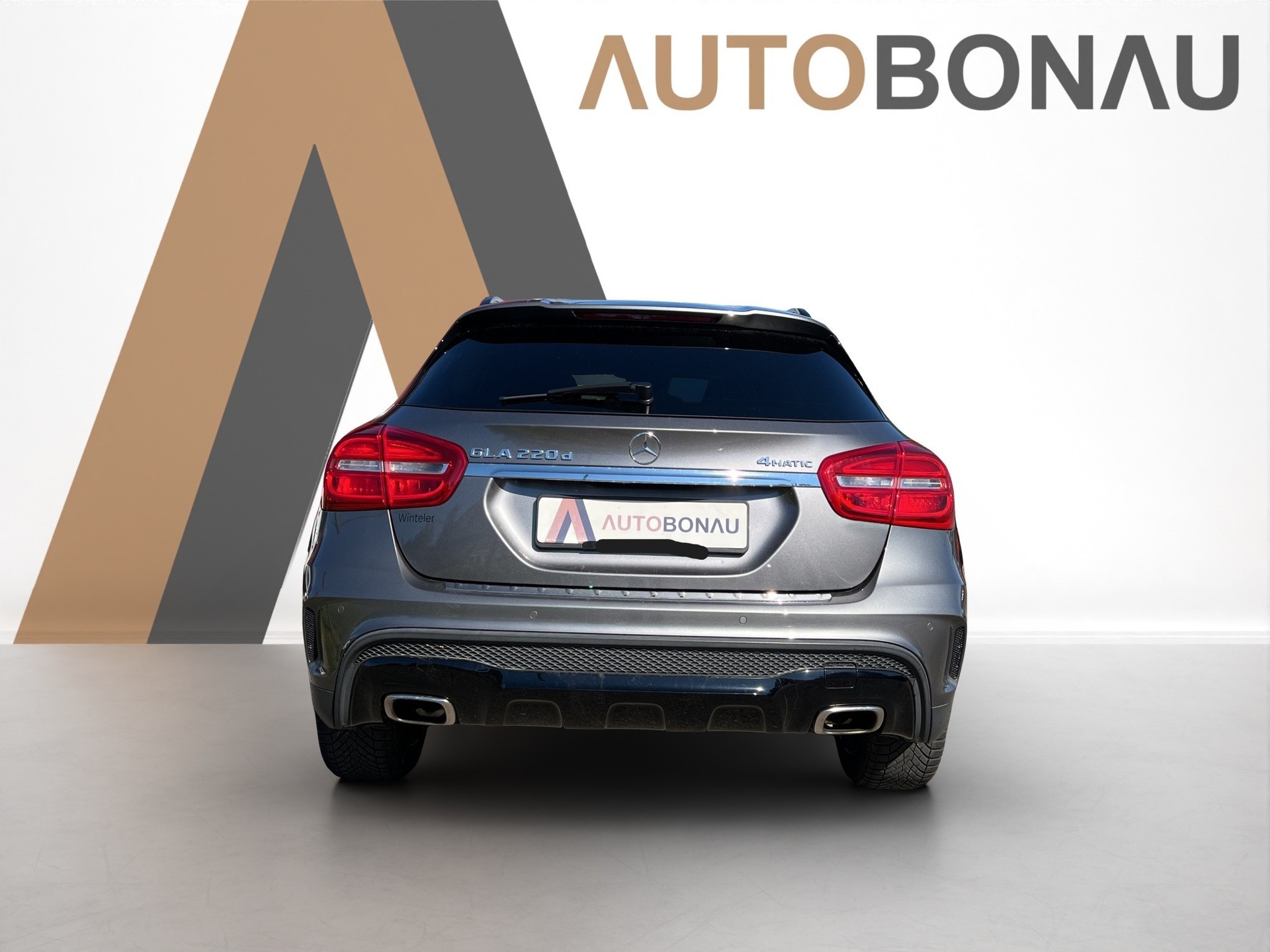 MERCEDES-BENZ GLA 220 d AMG Line 4Matic-showroom-element-3